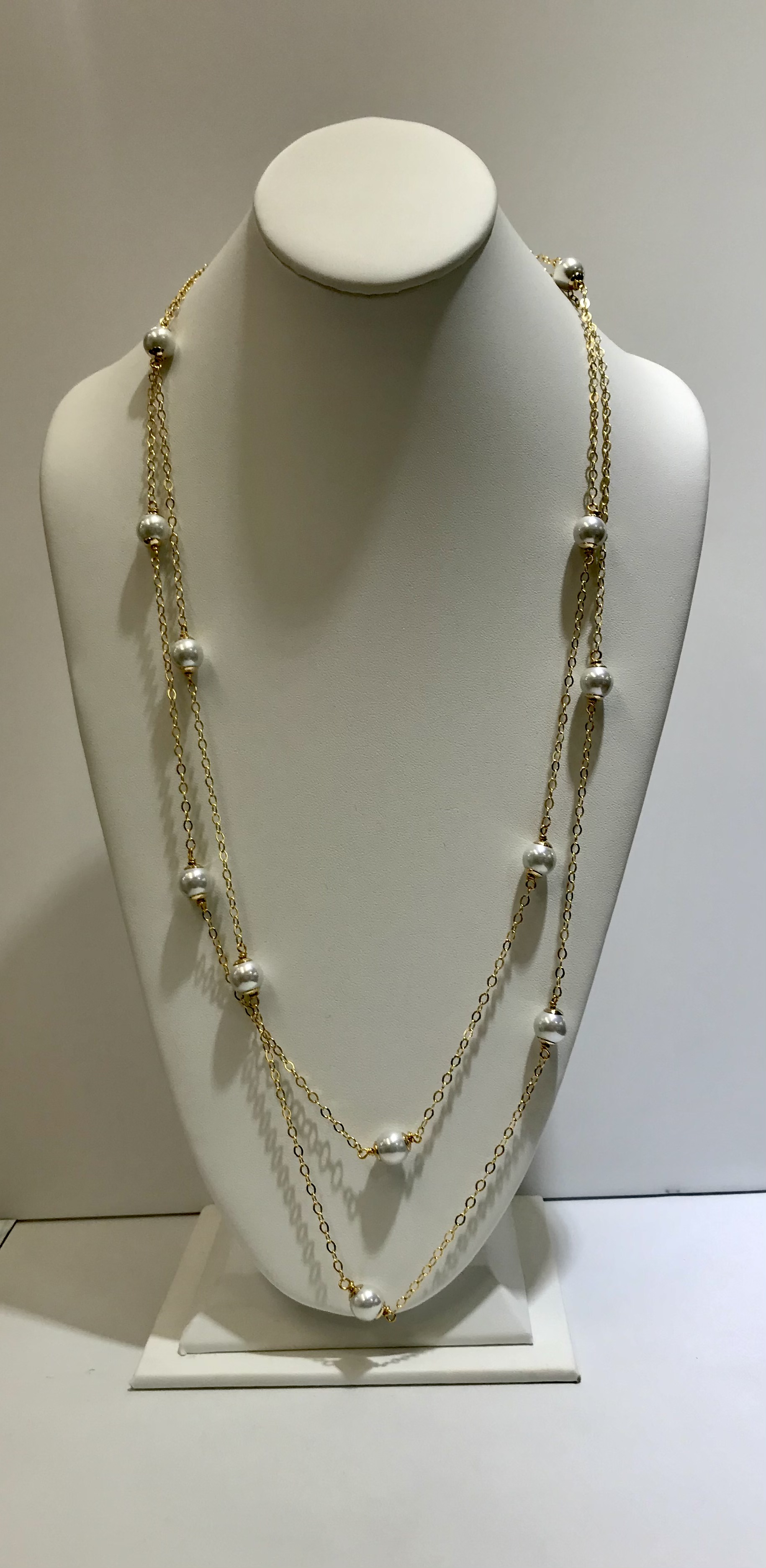 Necklale mallorca pearls 48" white ir smooth 10mm - Item # 15737