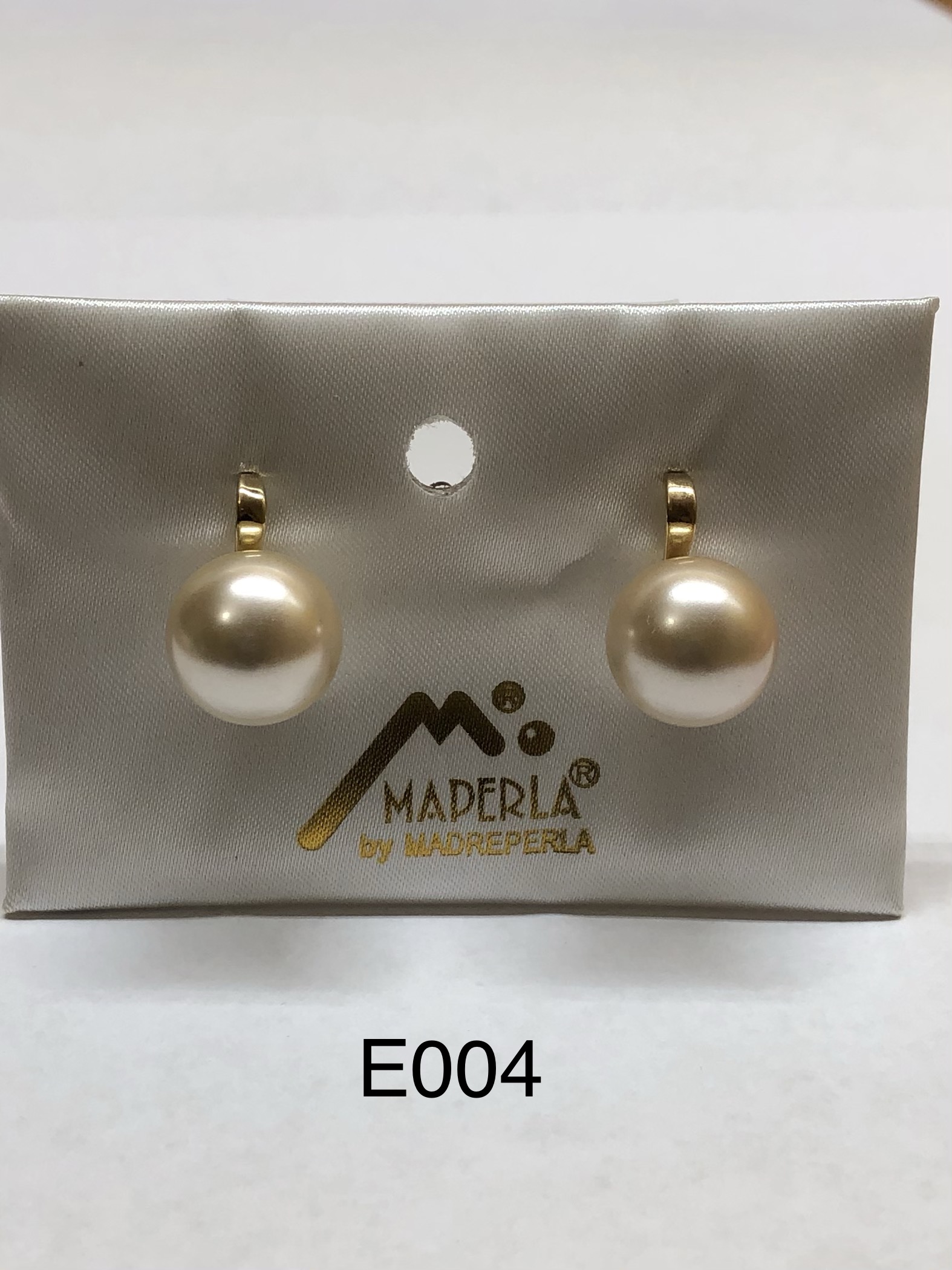 Earring 14mm mallorca pearls cream - Item # 17173