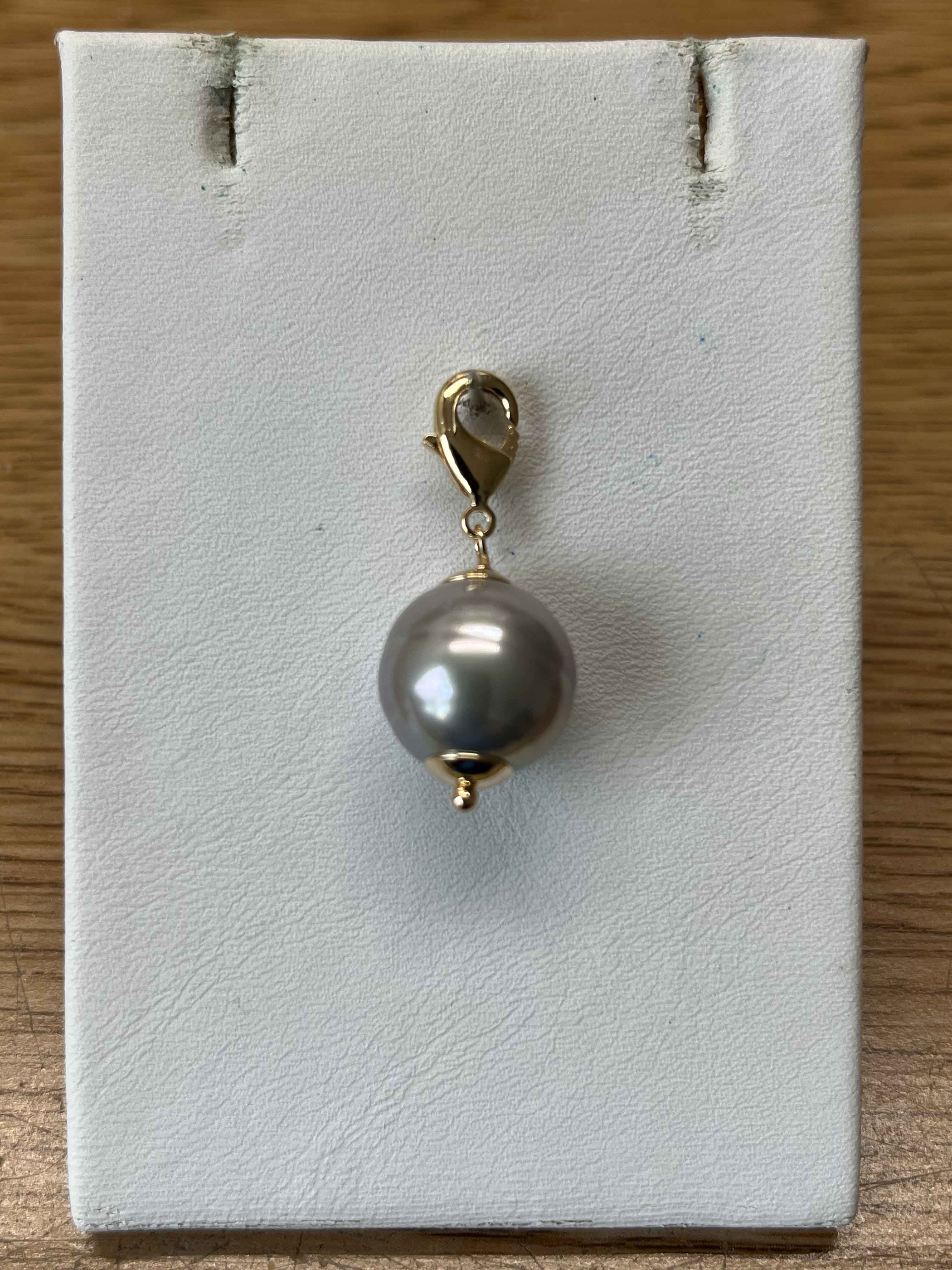 Pendant mallorca pearls - Item # 18125