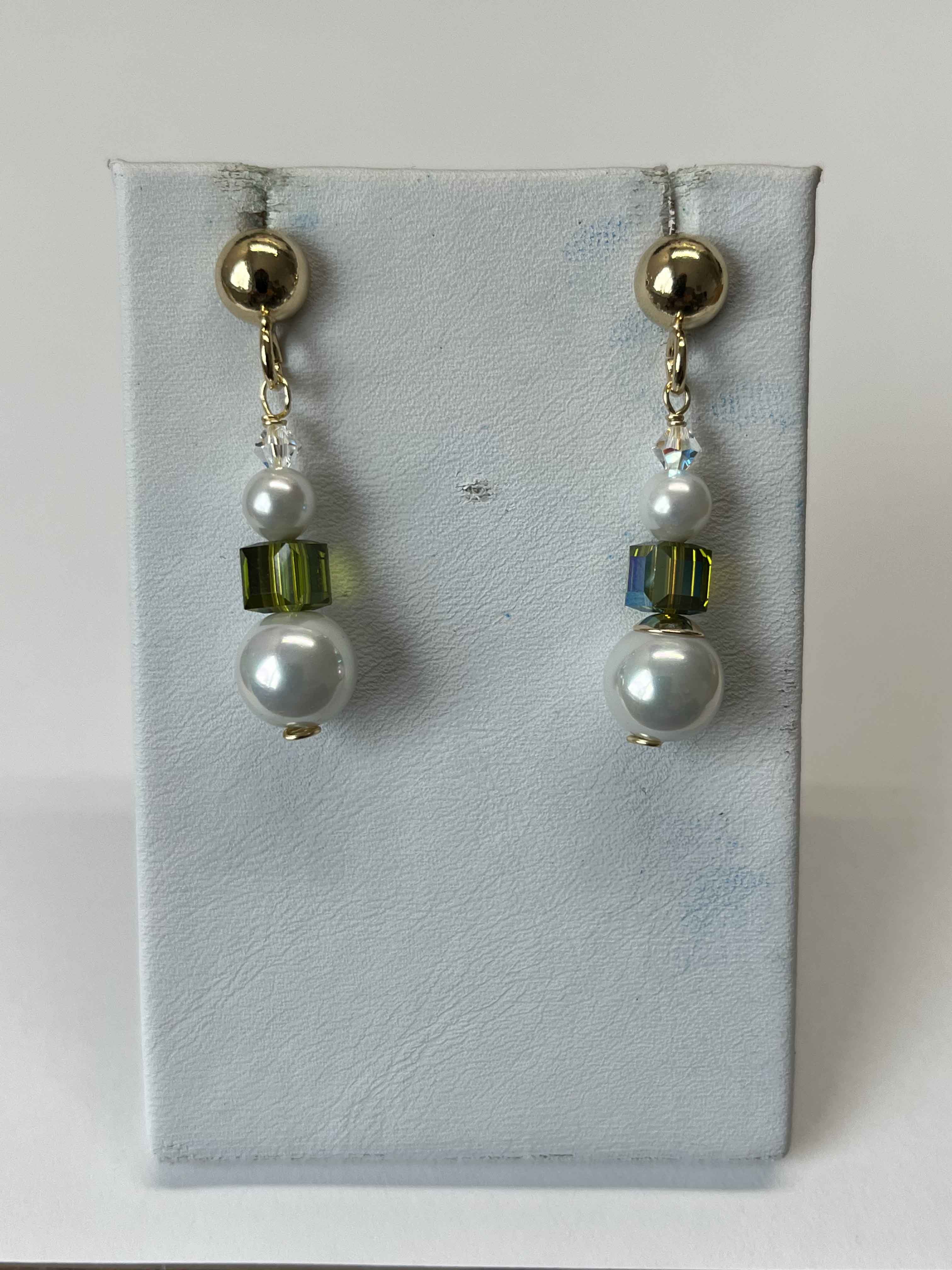 Earrings mallorca pearls gold plated with swarovski cristal - Item # 18250