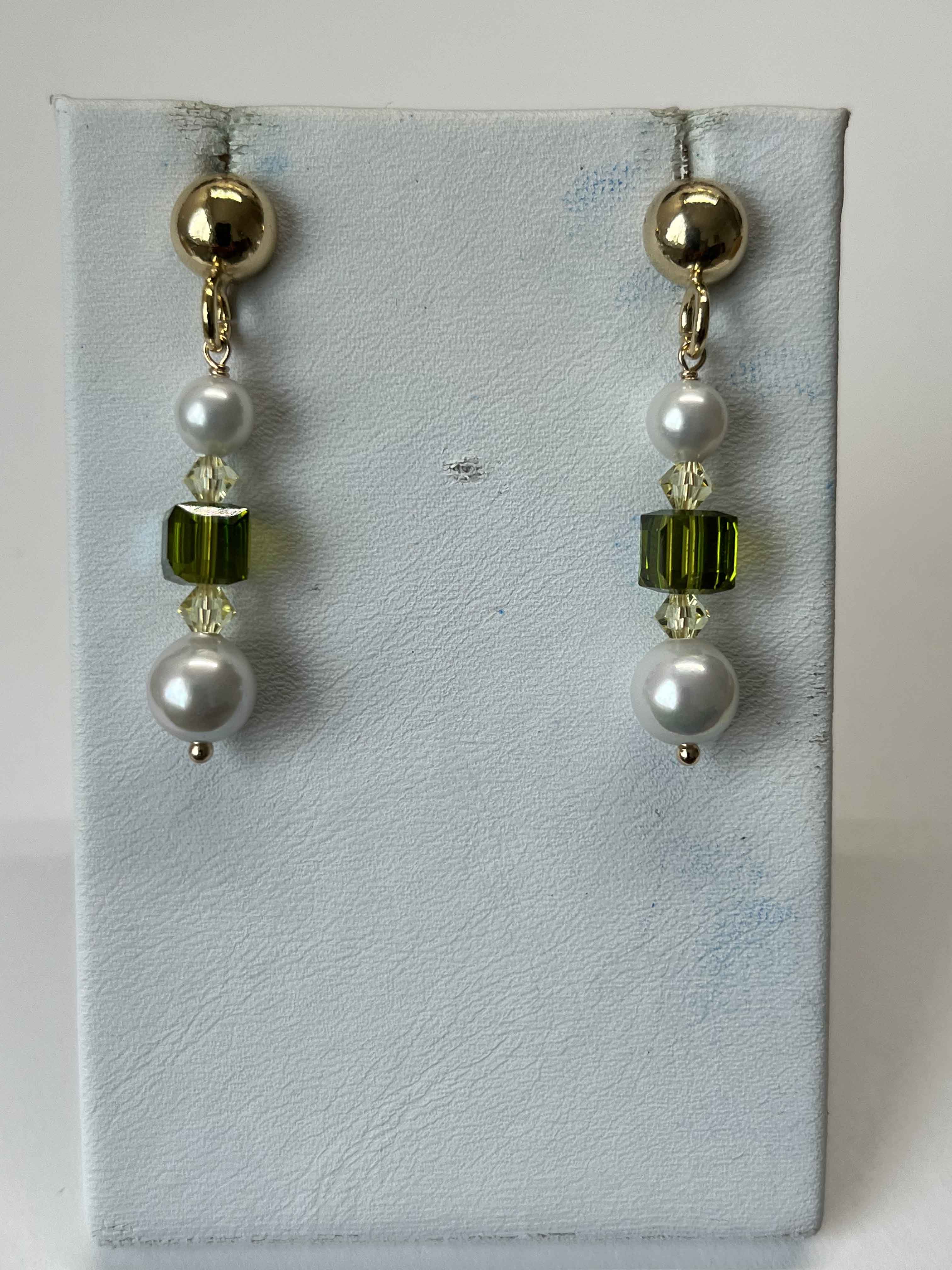 Earrings mallorca pearls gold plated with swarovski cristal - Item # 18258