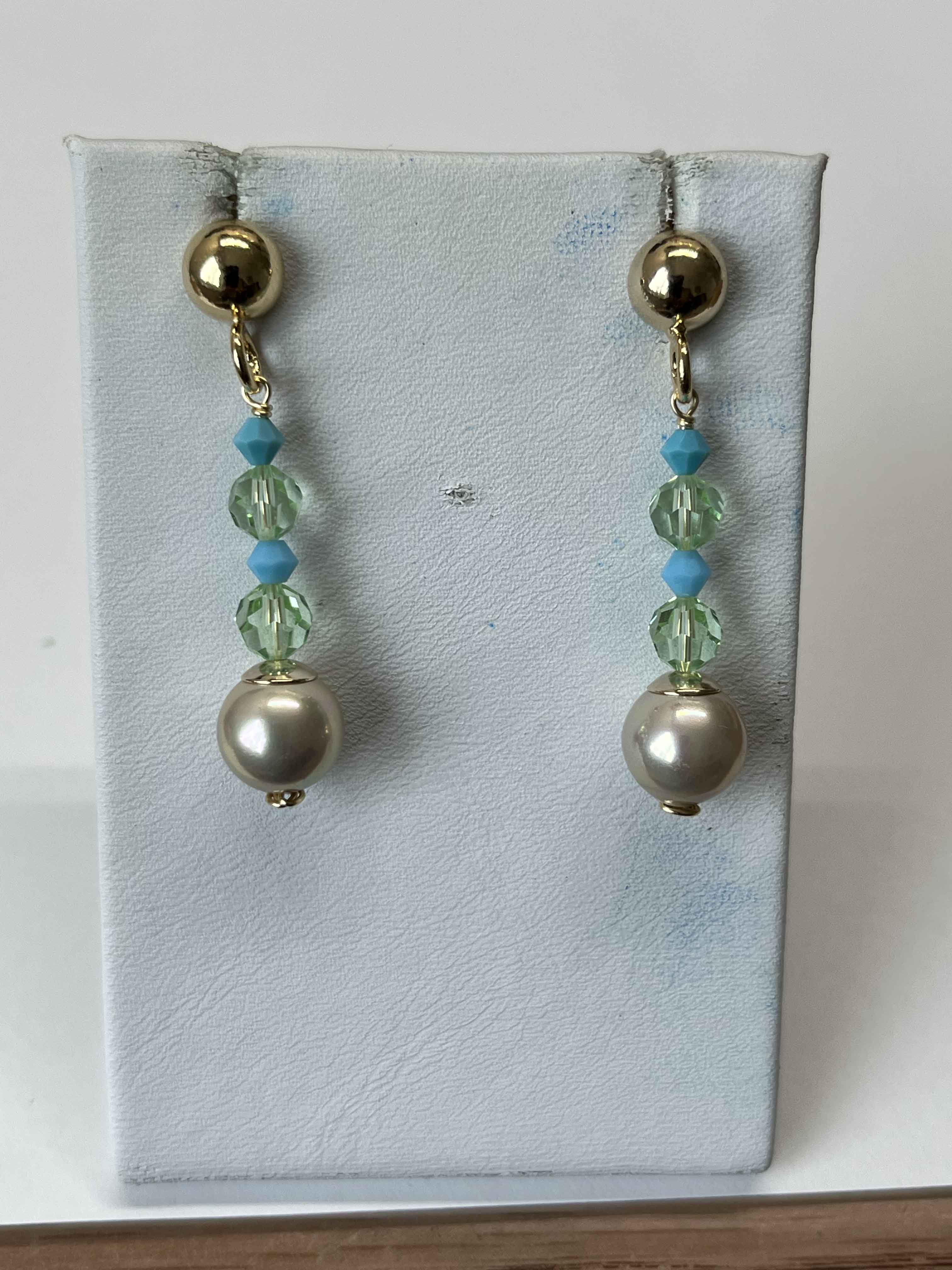 Earrings mallorca pearls gold plated with swarovski cristal - Item # 18262