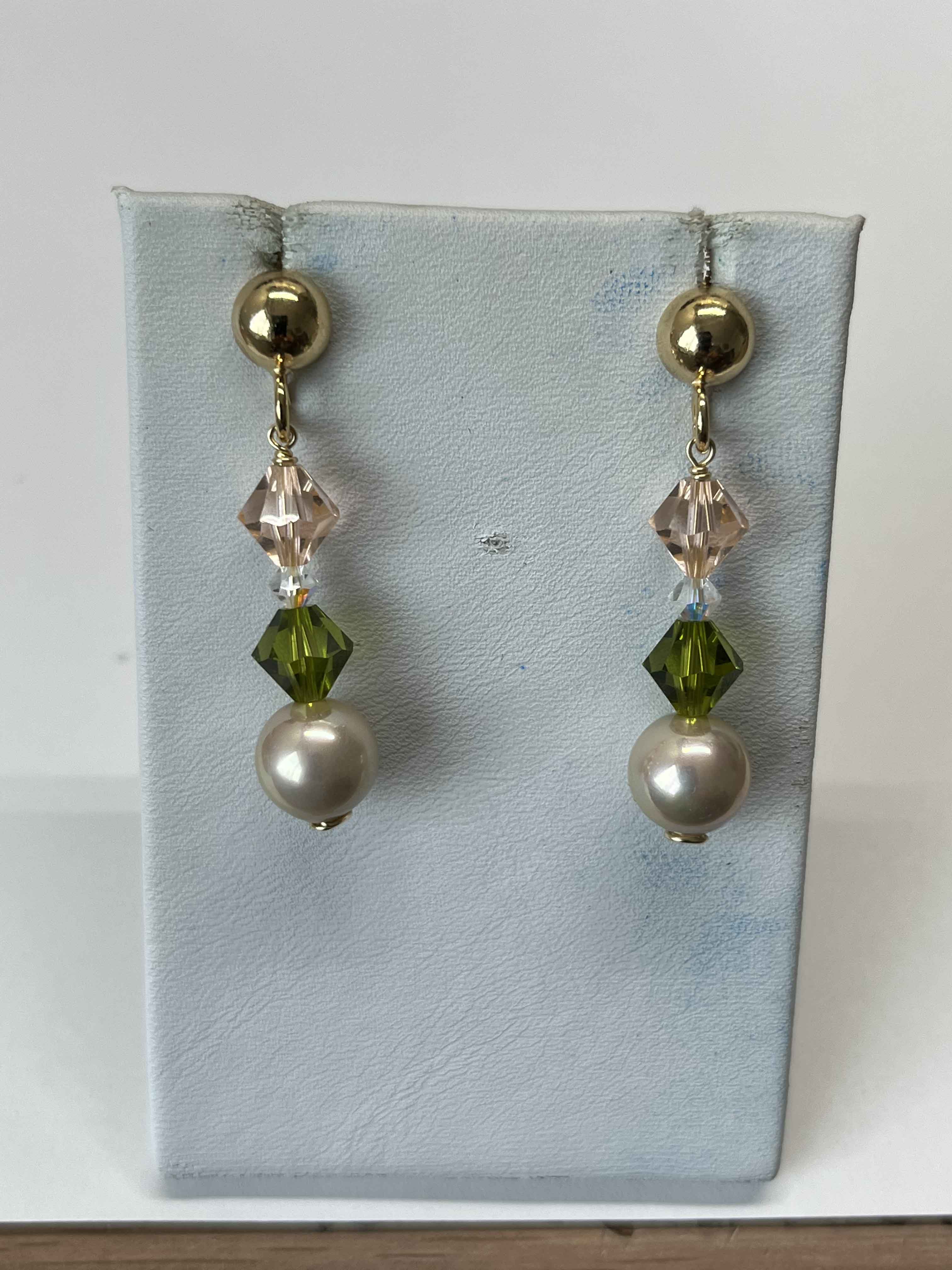 Earrings mallorca pearls gold plated with swarovski cristal - Item # 18271