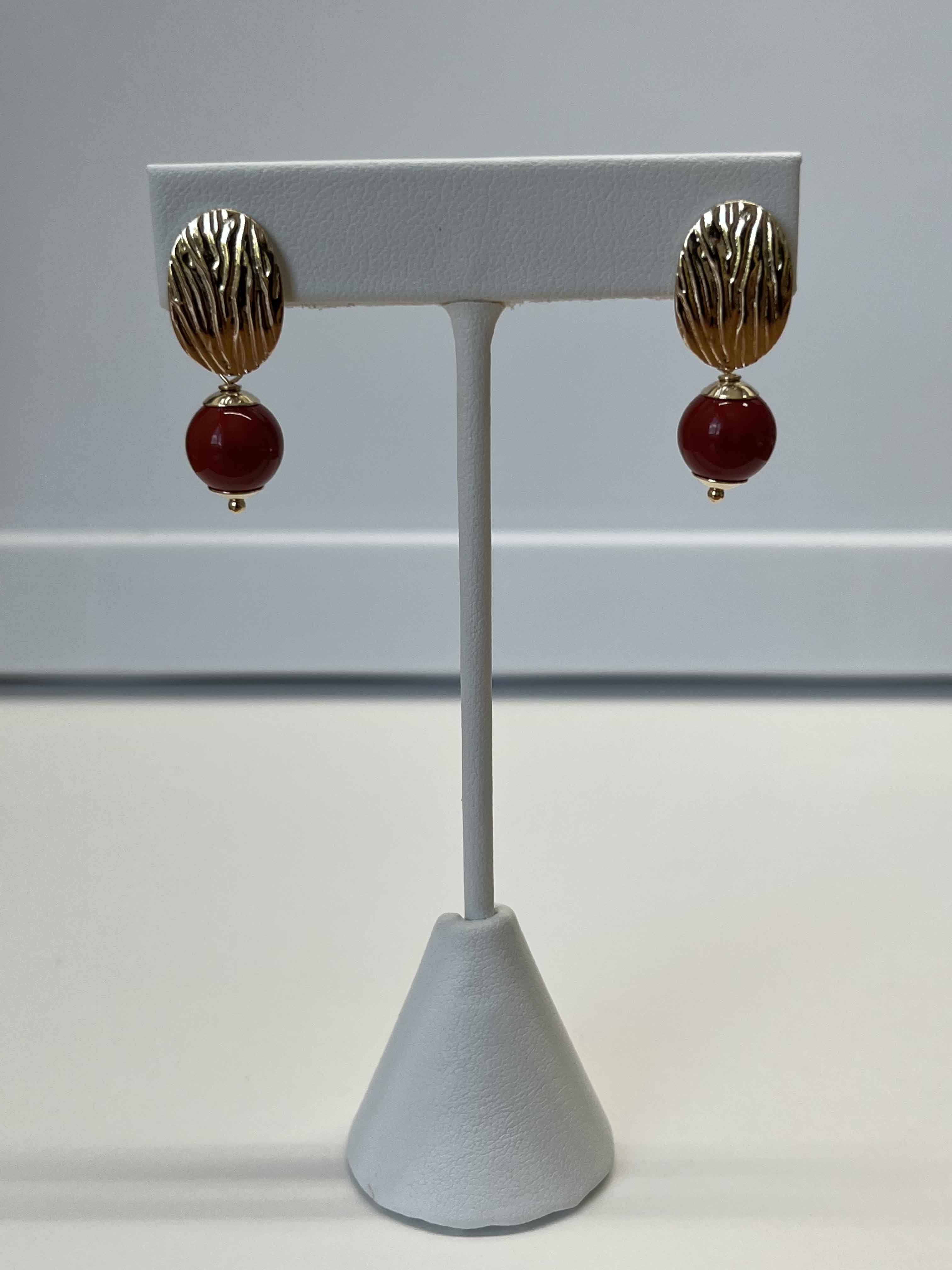 Earrings mallorca pearls gold plated coral red color - Item # 18310