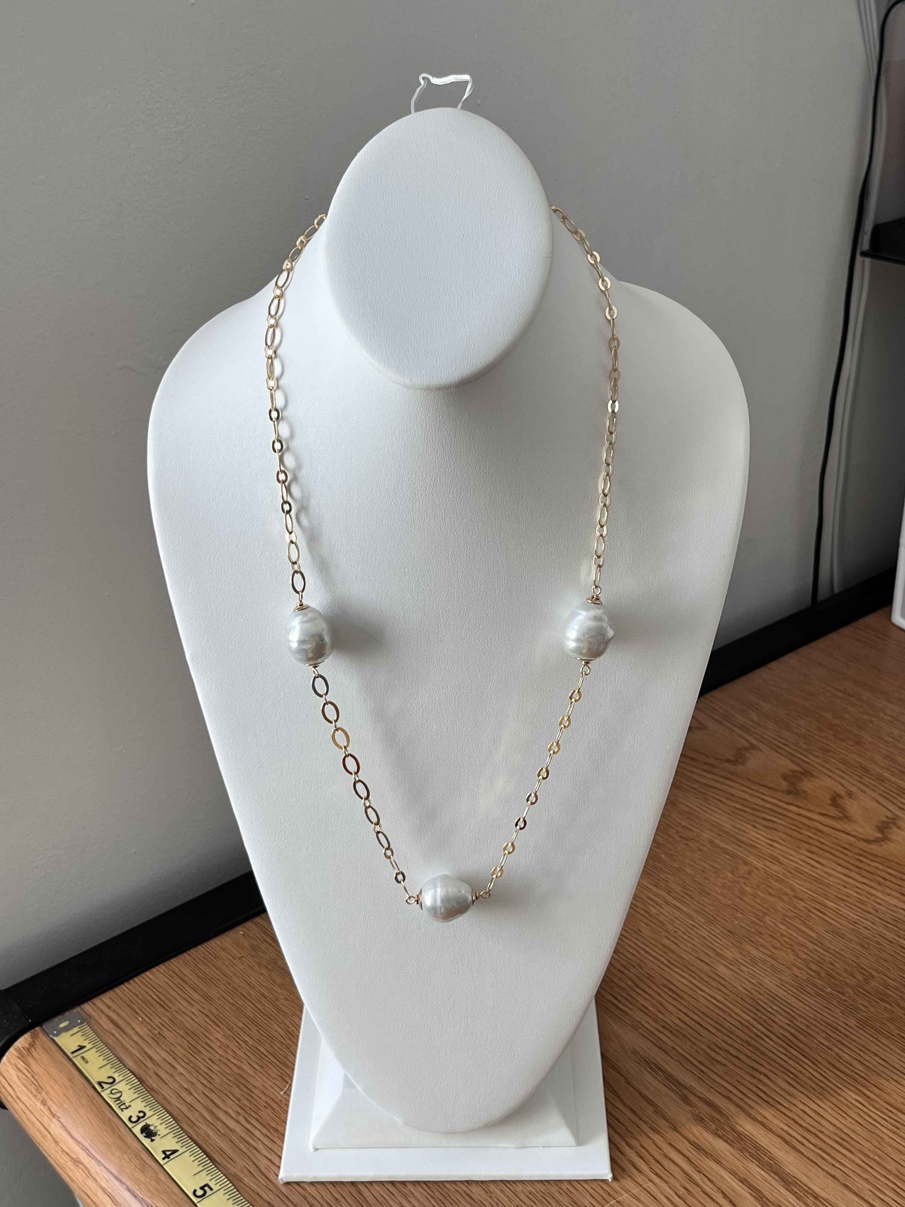 Necklace mallorca pearls gold plated white wir - Item # 18387