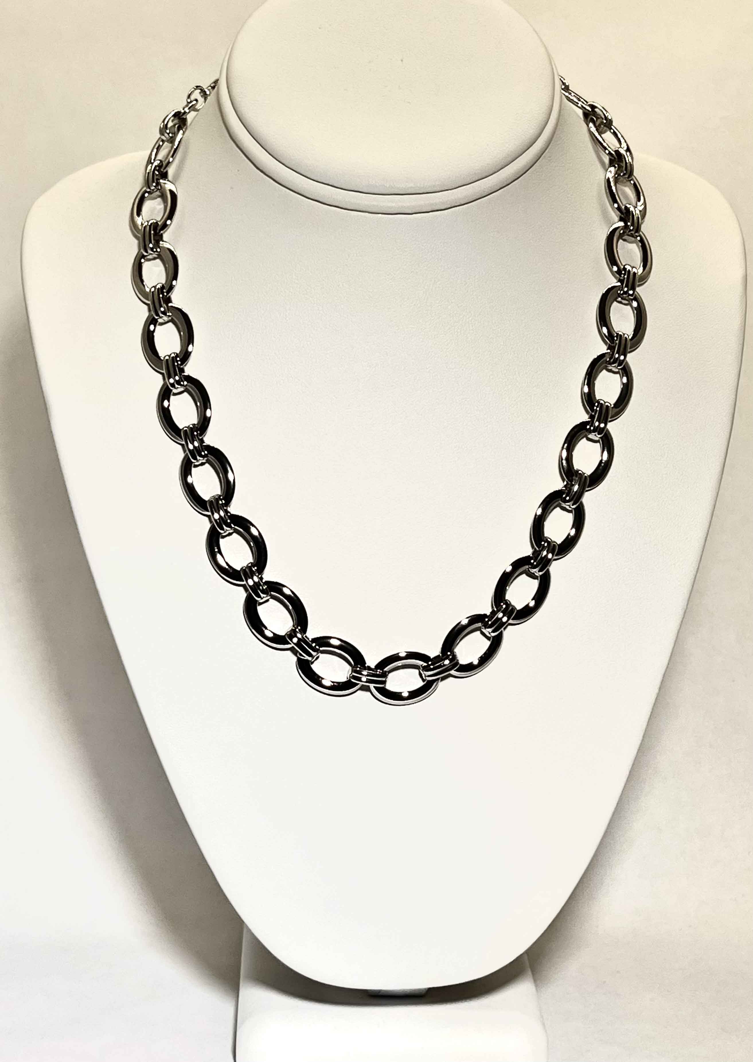 Metal necklace rodium plated - Item # 18490