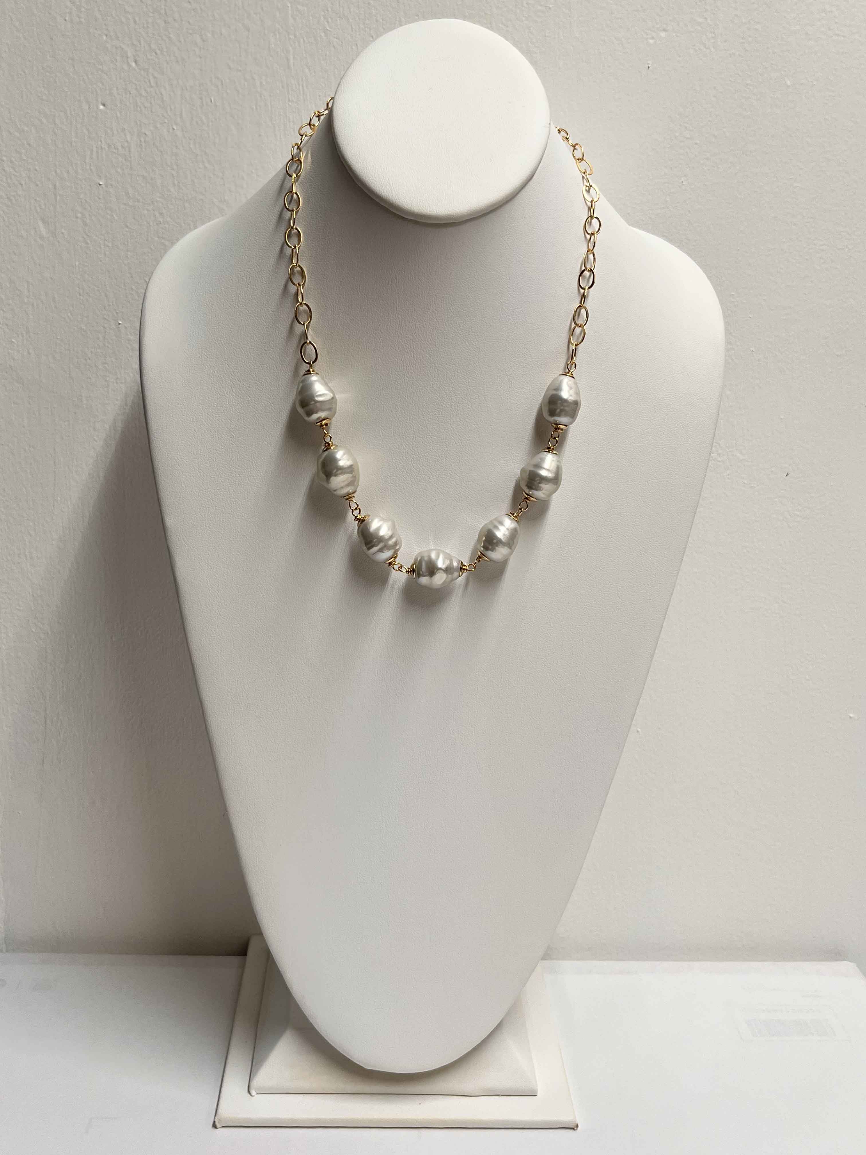 Necklace mallorca pearls gold plated white pearls - Item # 18599