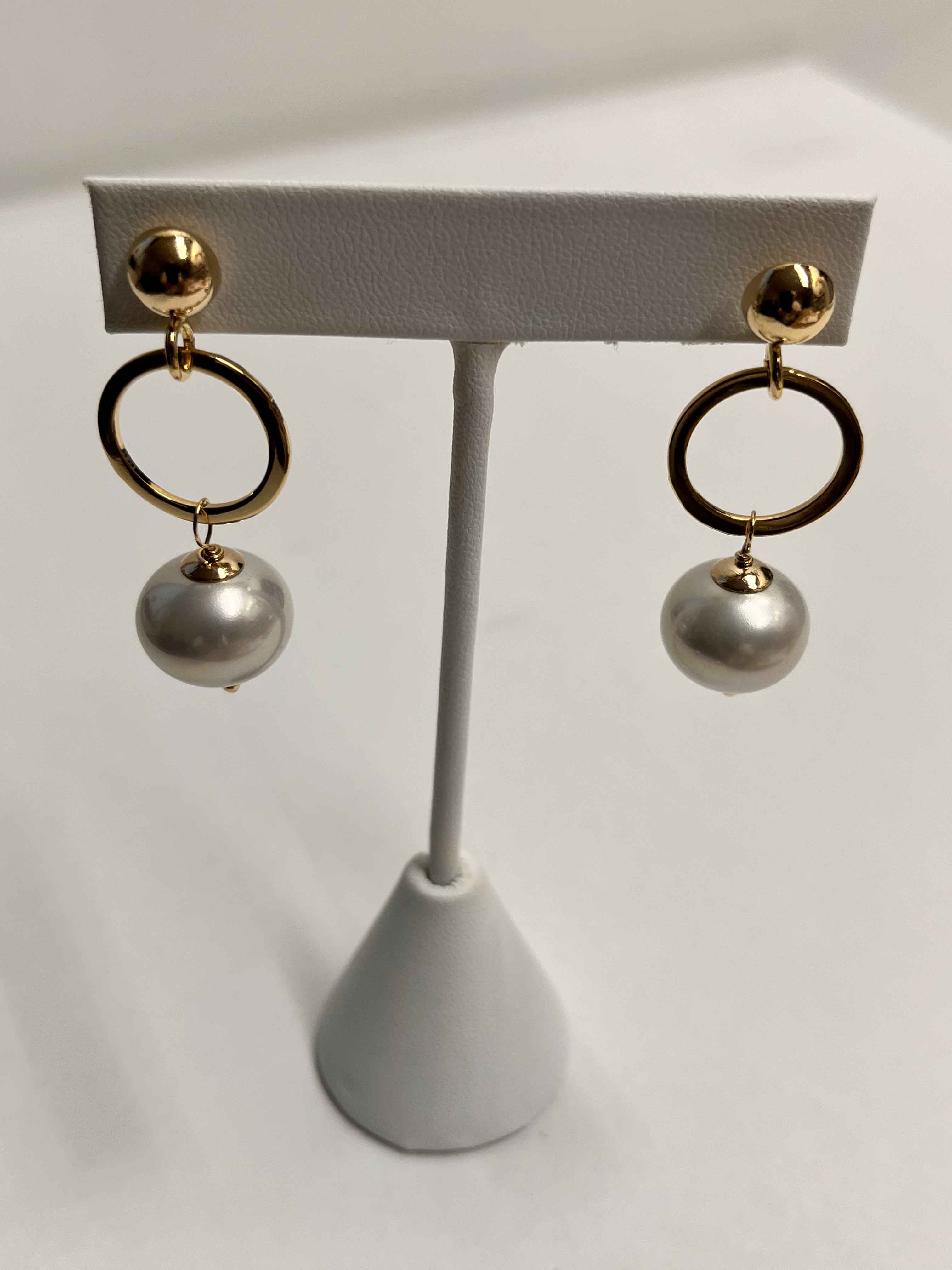 Earrings mallorca pearls gold plated white pearls - Item # 18605