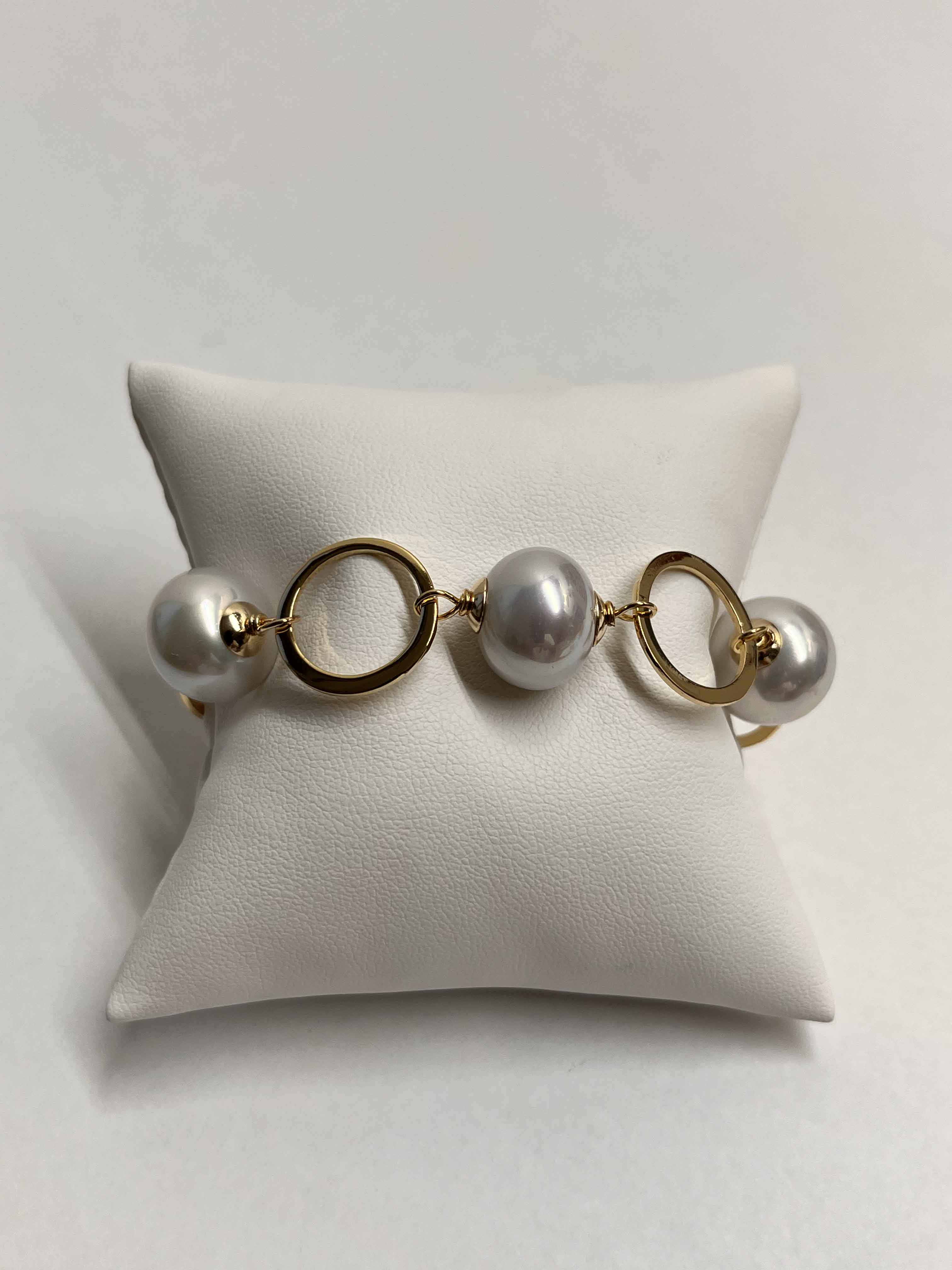 Bracelet mallorca pearls gold plated white pearls - Item # 18606