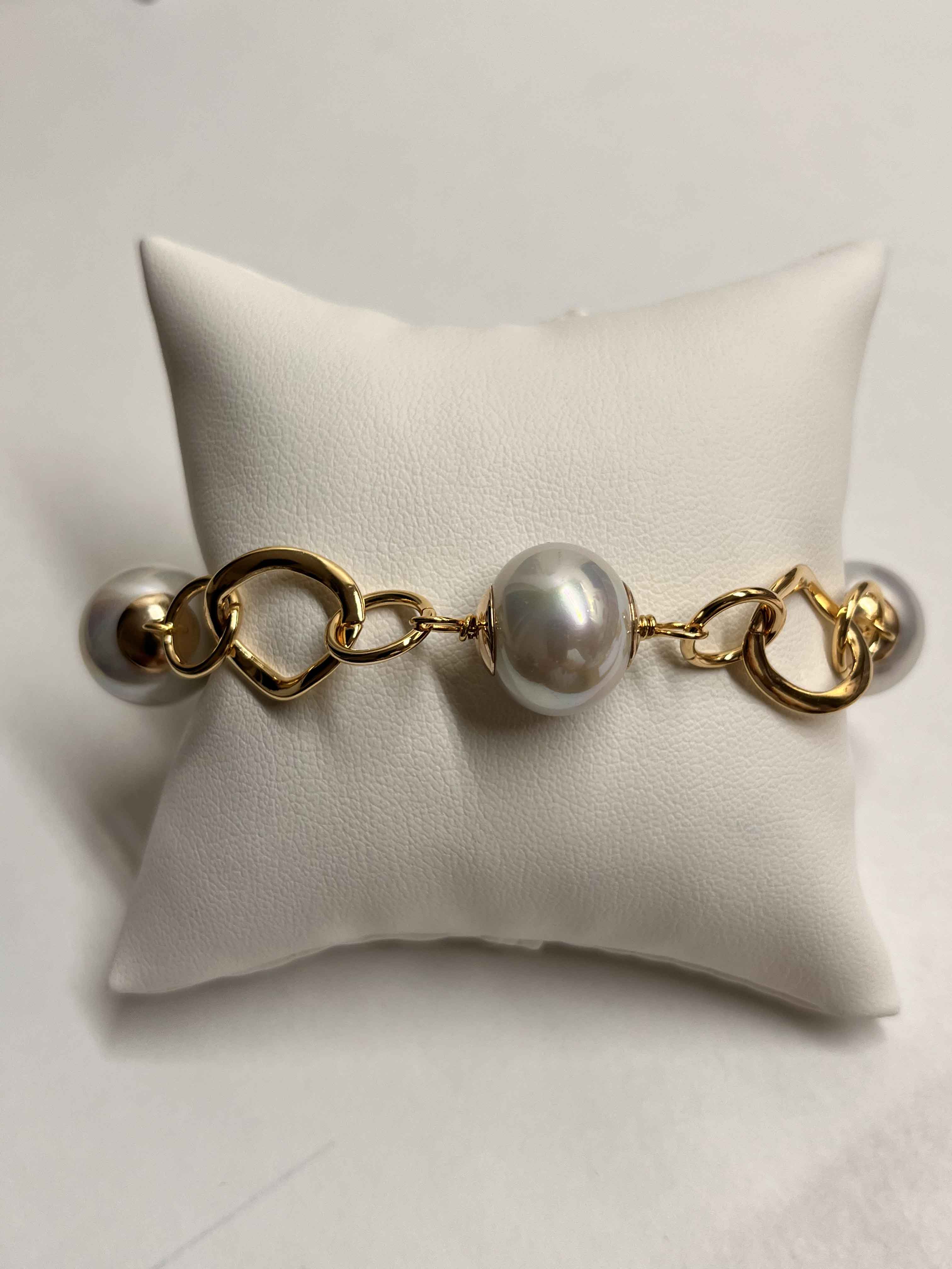 Bracelet mallorca pearls gold plated white pearls - Item # 18620