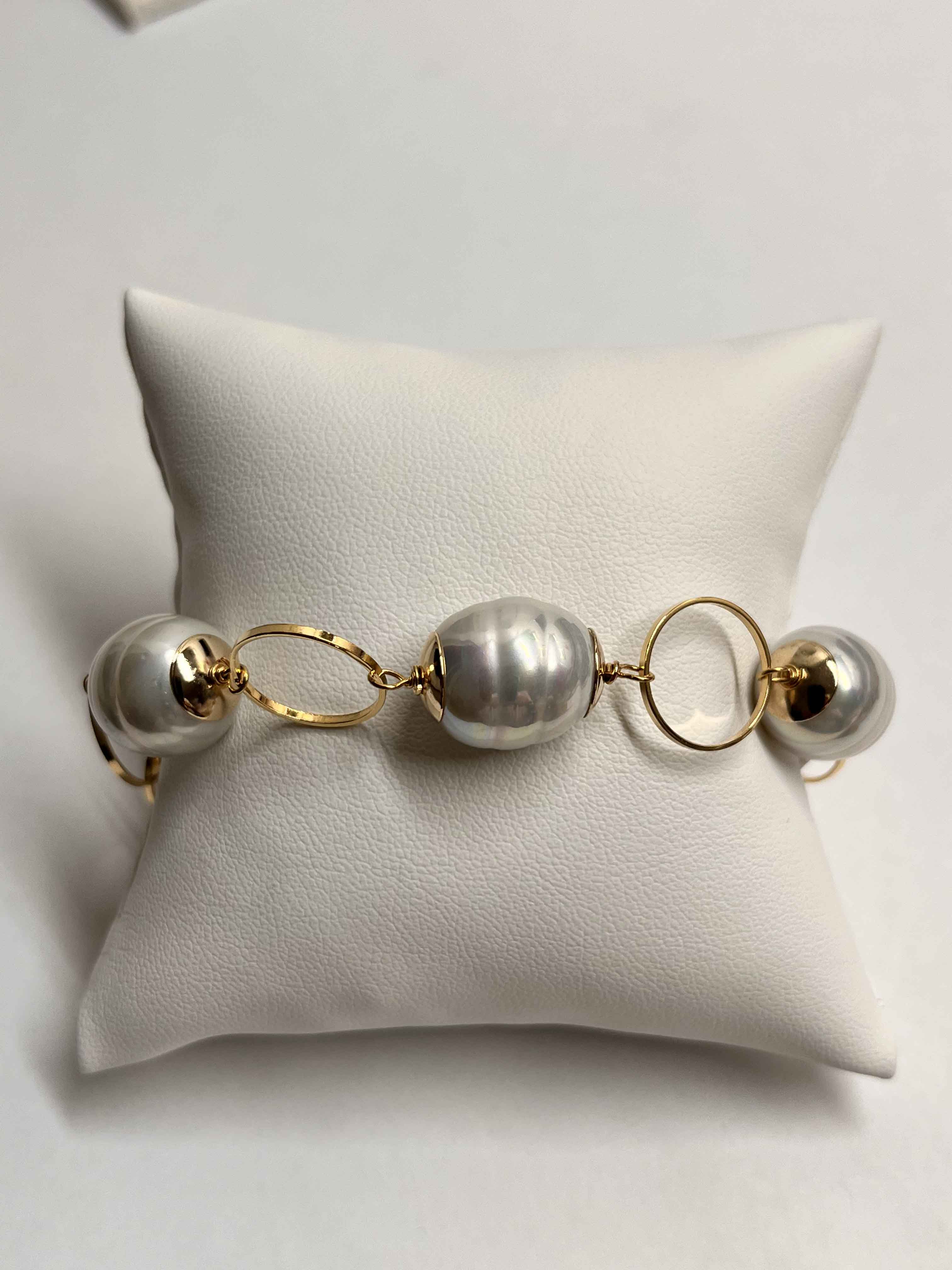 Bracelet mallorca pearls gold plated white pearls - Item # 18626