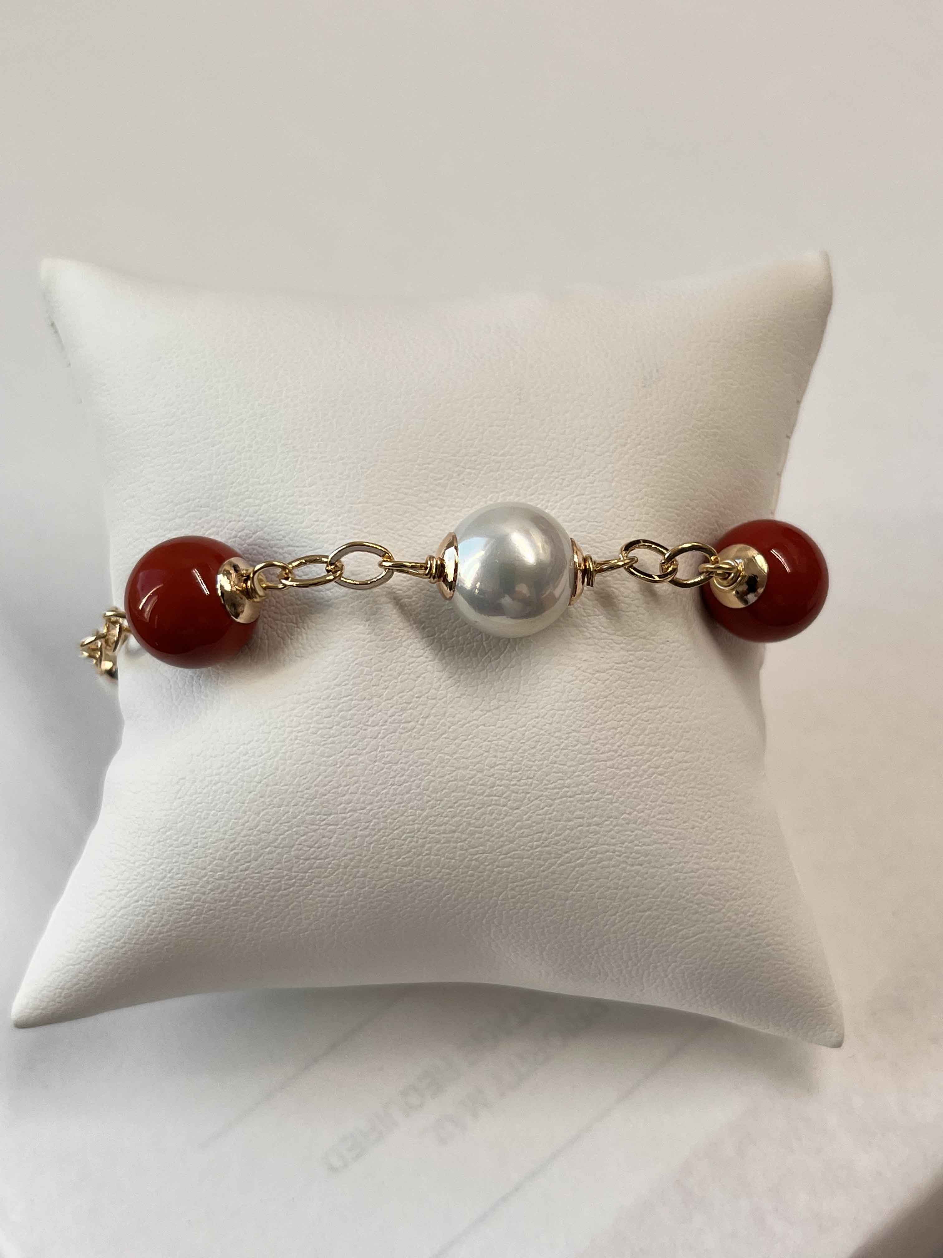 Bracelet mallorca pearls gold plated coral red - Item # 18681