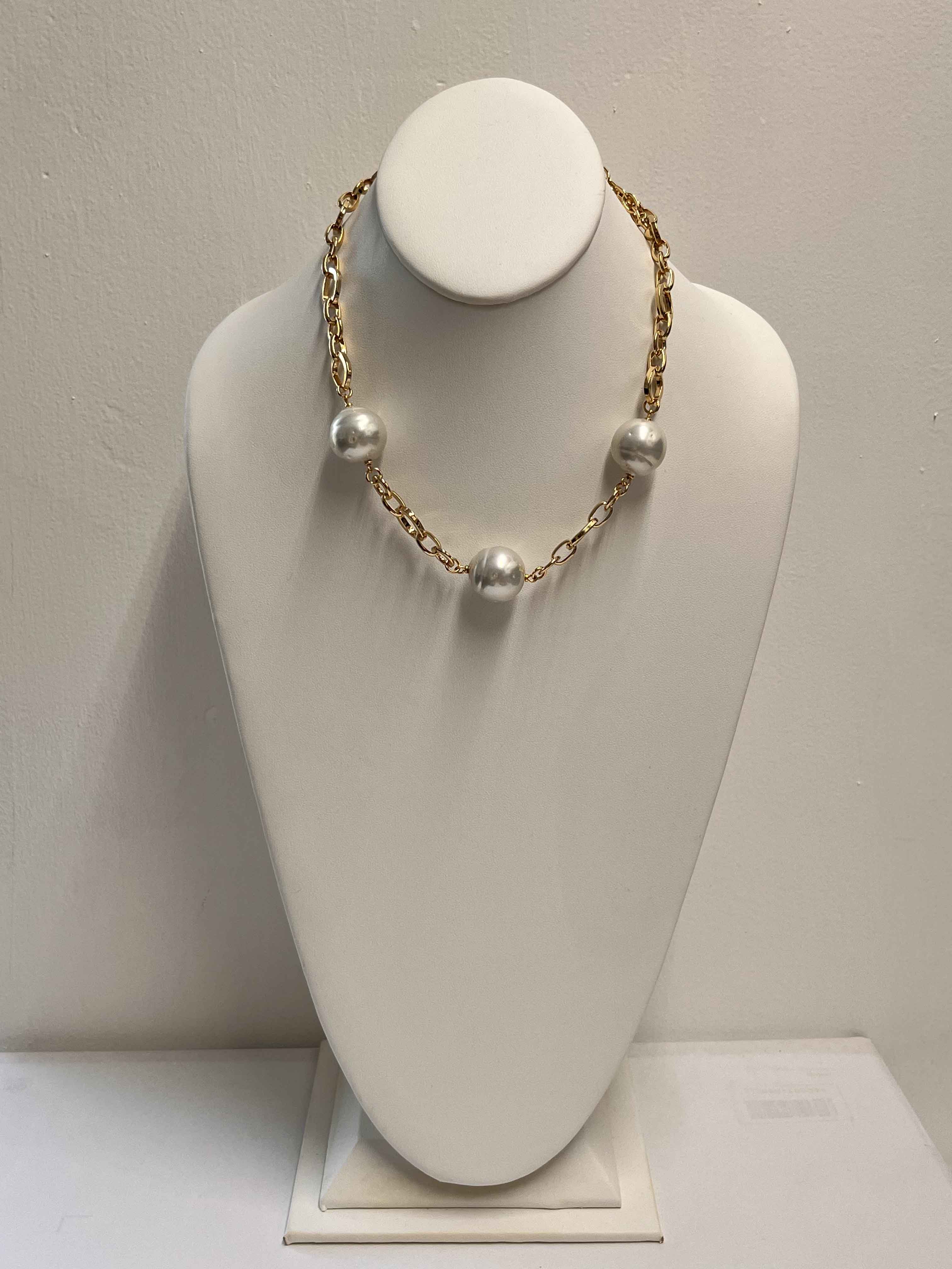 Necklace mallorca pearls gold plated white pearls - Item # 18687