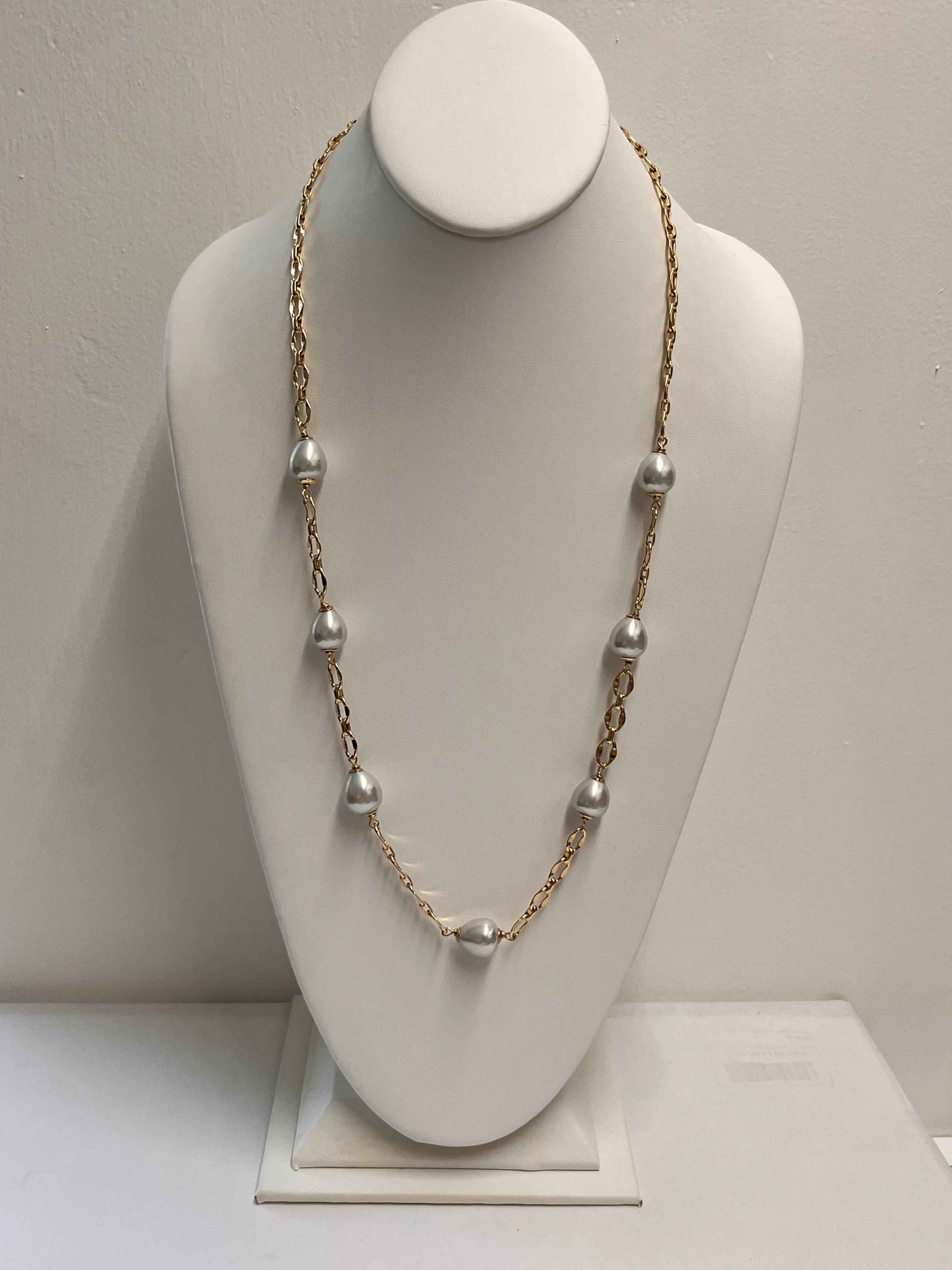 Necklace mallorca pearls gold plated white pearls - Item # 18693