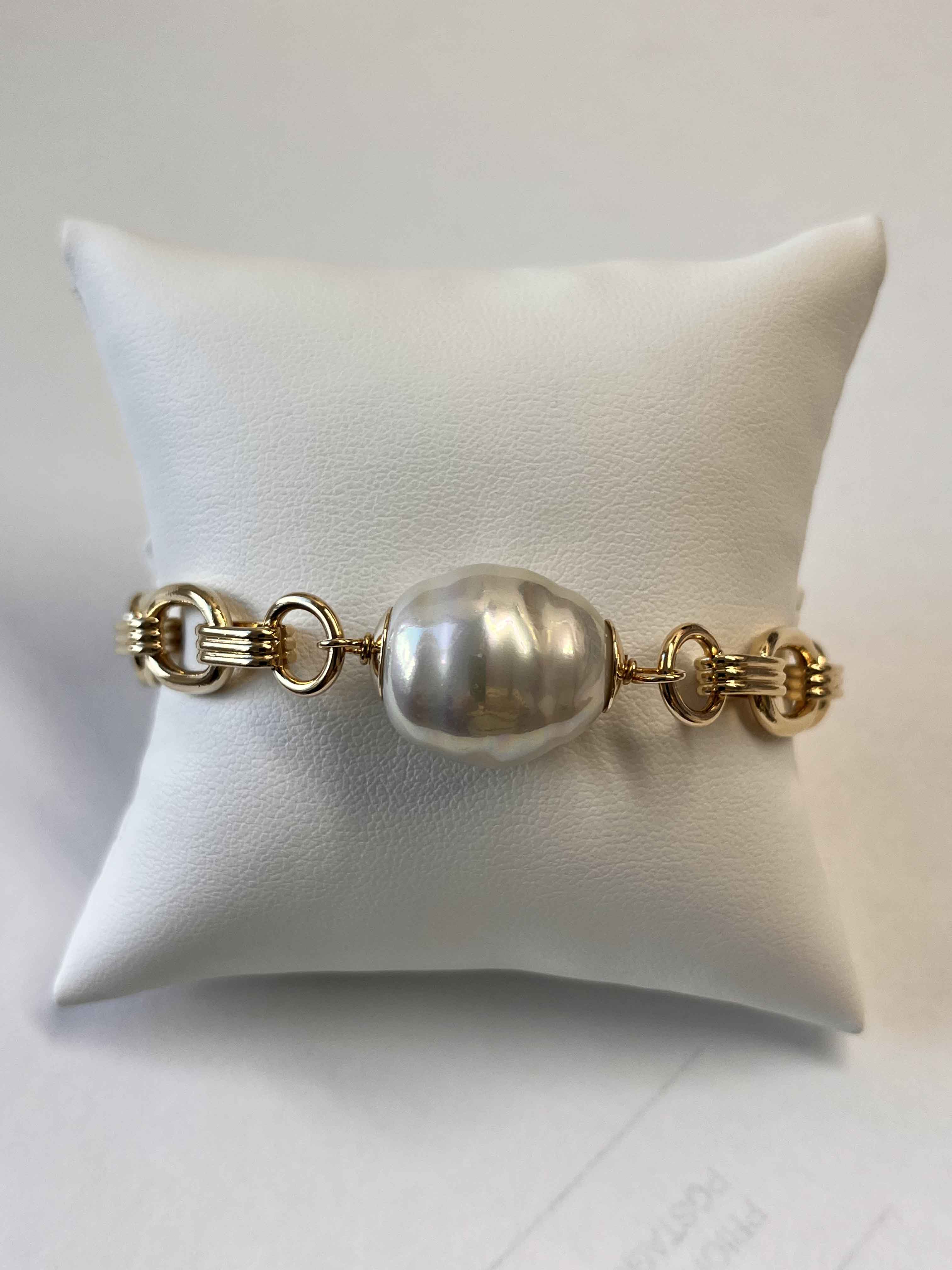 Bracelet mallorca pearls gold plated white pearls - Item # 18703