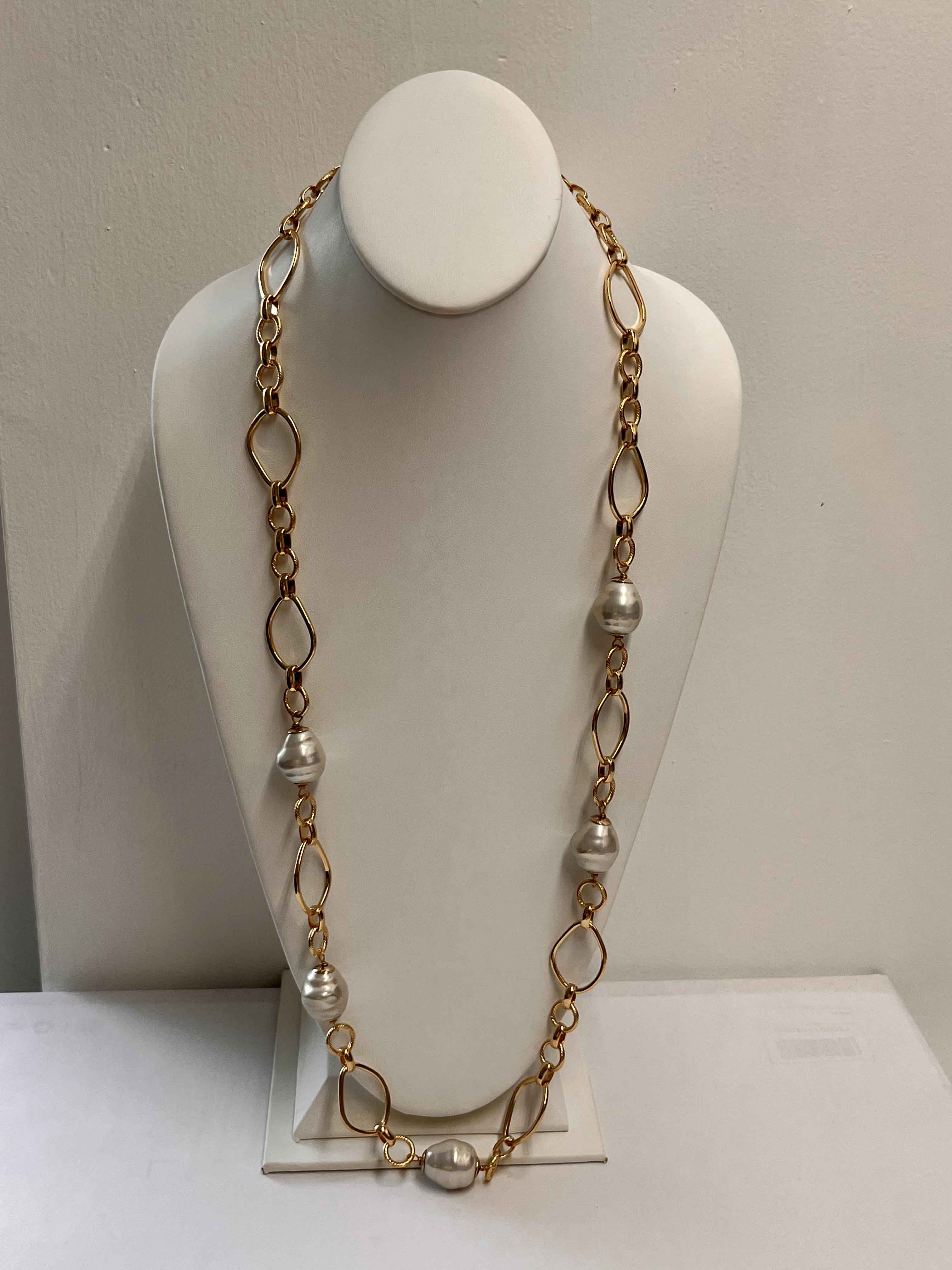 Necklace mallorca pearls gold plated white pearls - Item # 18728