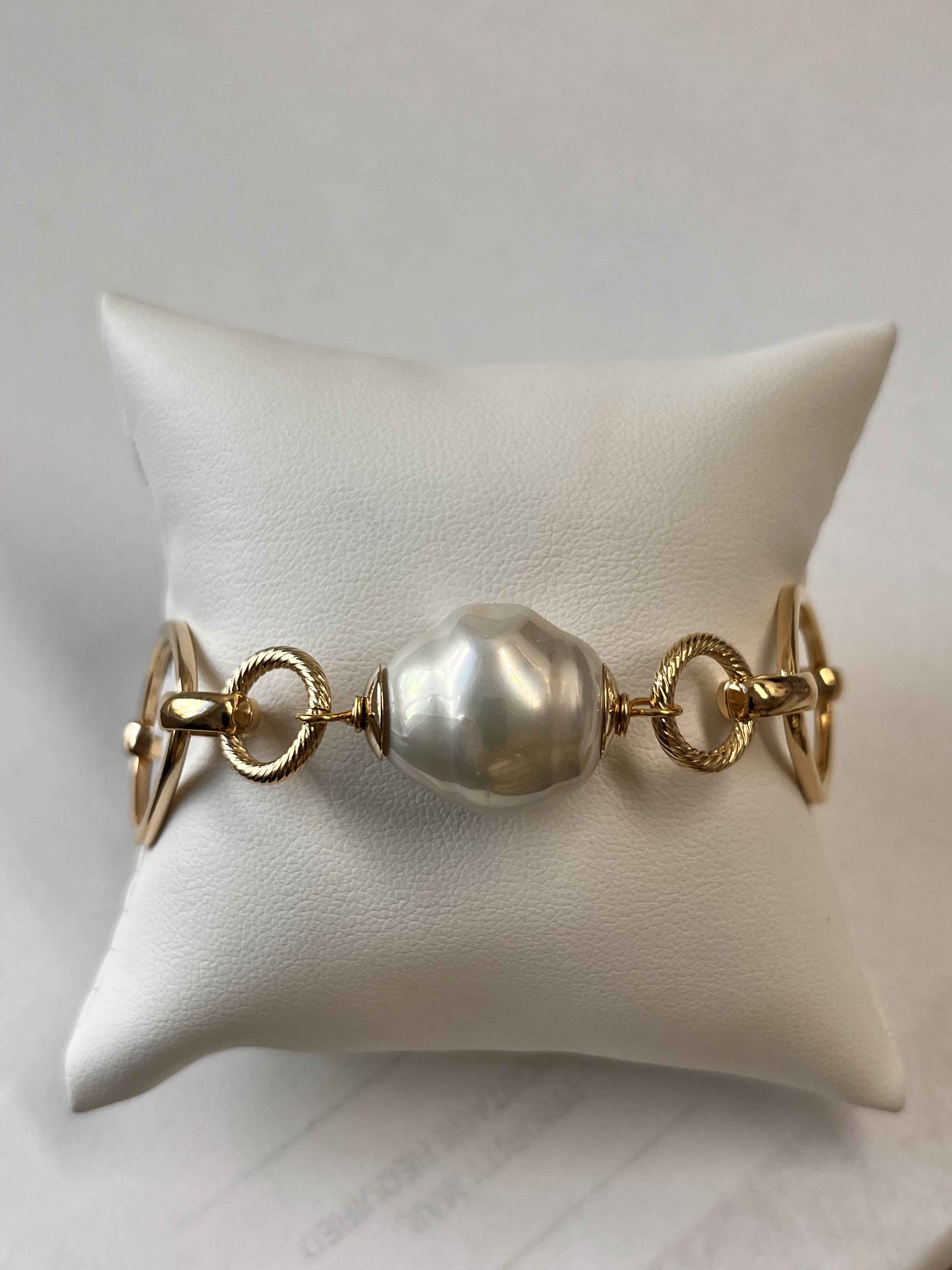 Bracelet mallorca pearls gold plated white pearls - Item # 18729