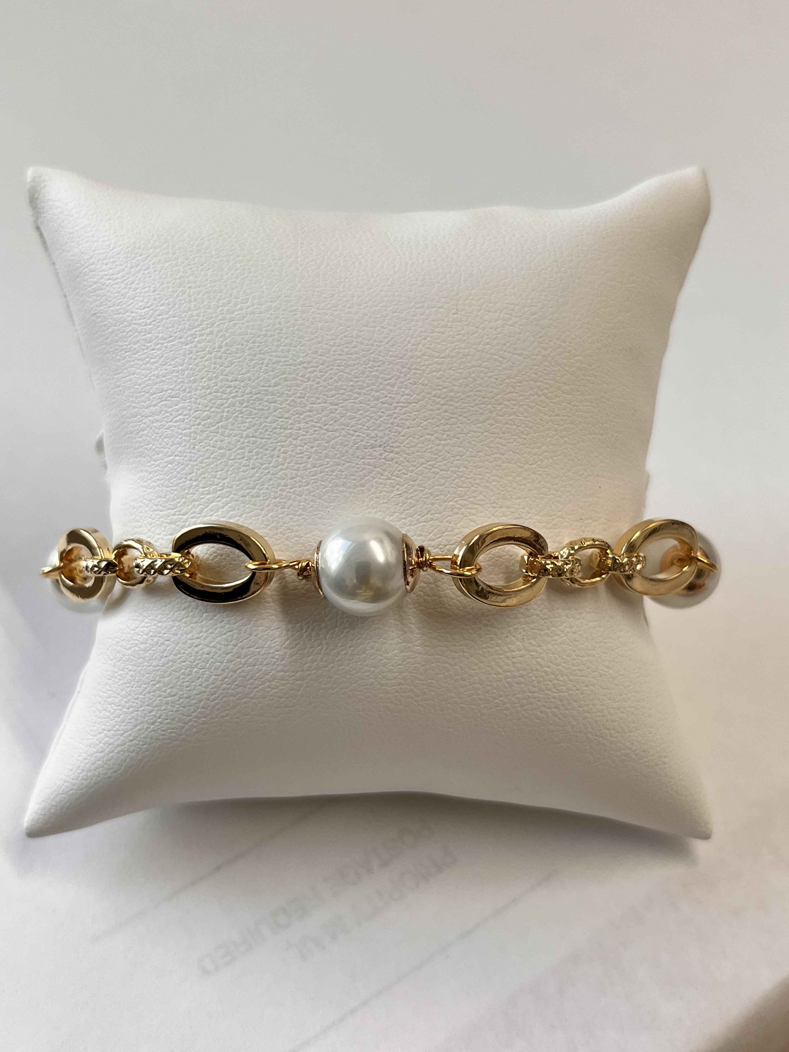 Bracelet mallorca pearls gold plated white pearls - Item # 18730