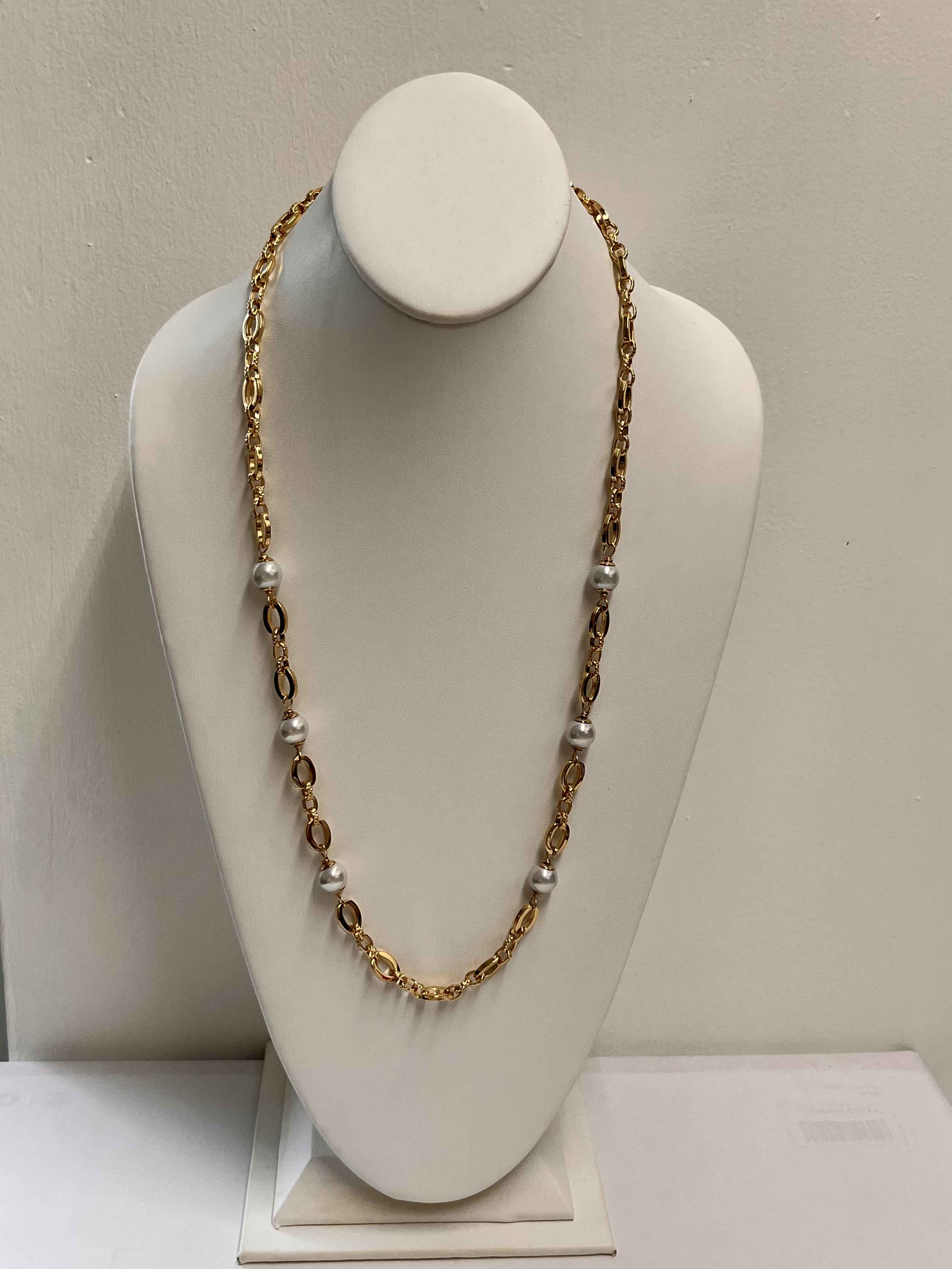 Necklace mallorca pearls gold plated white pearls - Item # 18731