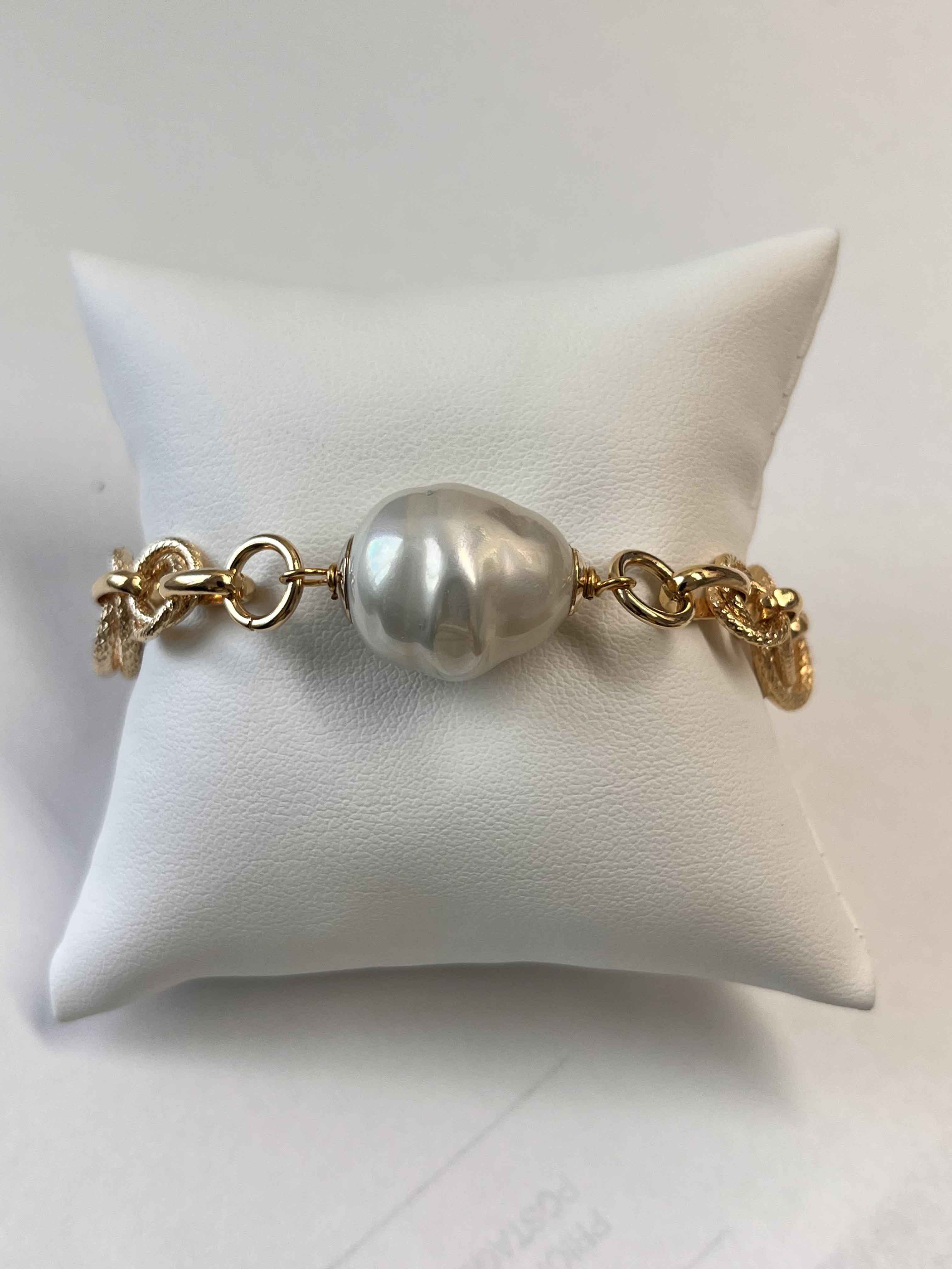 Bracelet mallorca pearls gold plated white pearls - Item # 18743