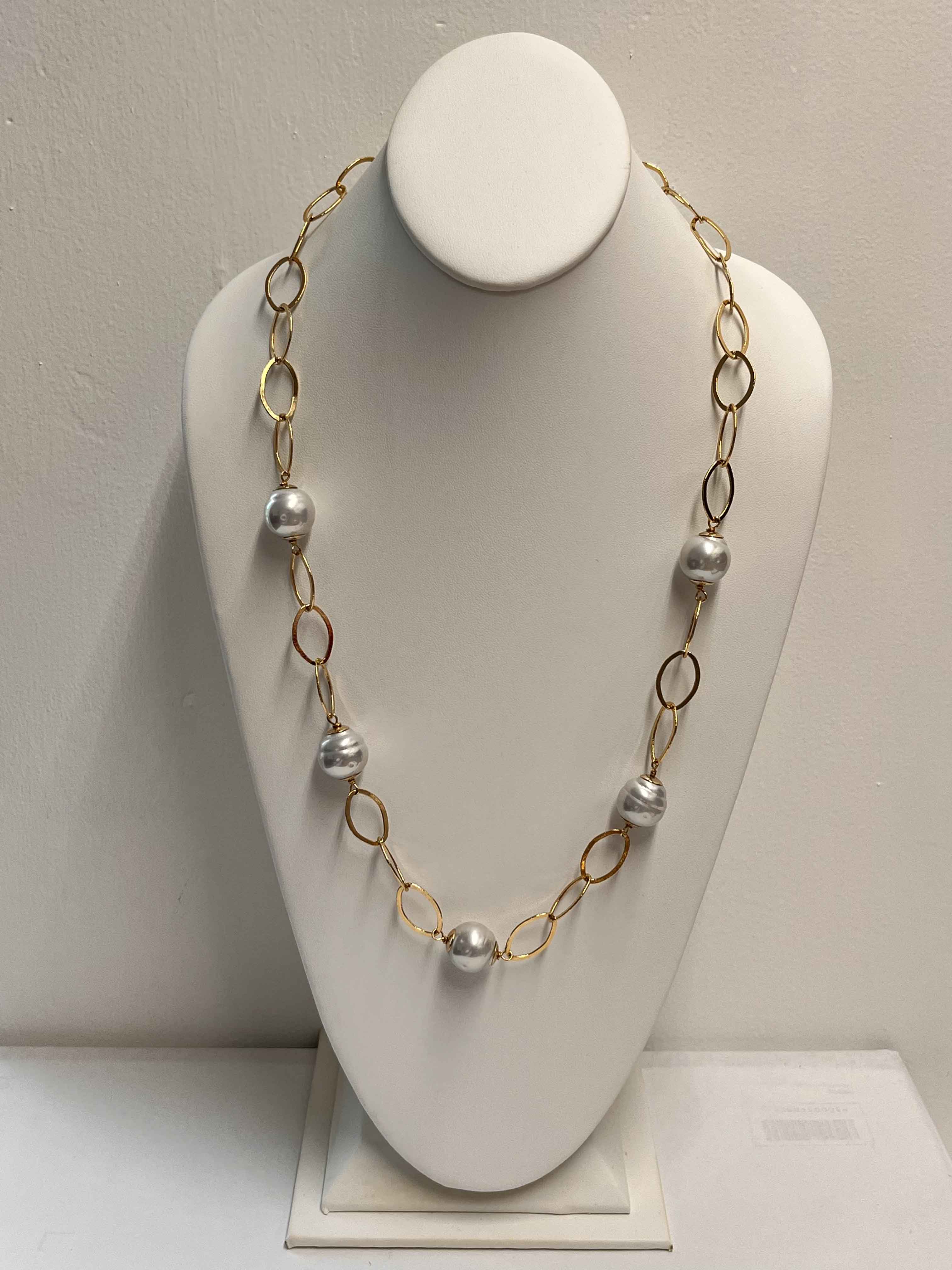 Necklace mallorca pearls gold plated white pearls - Item # 18779