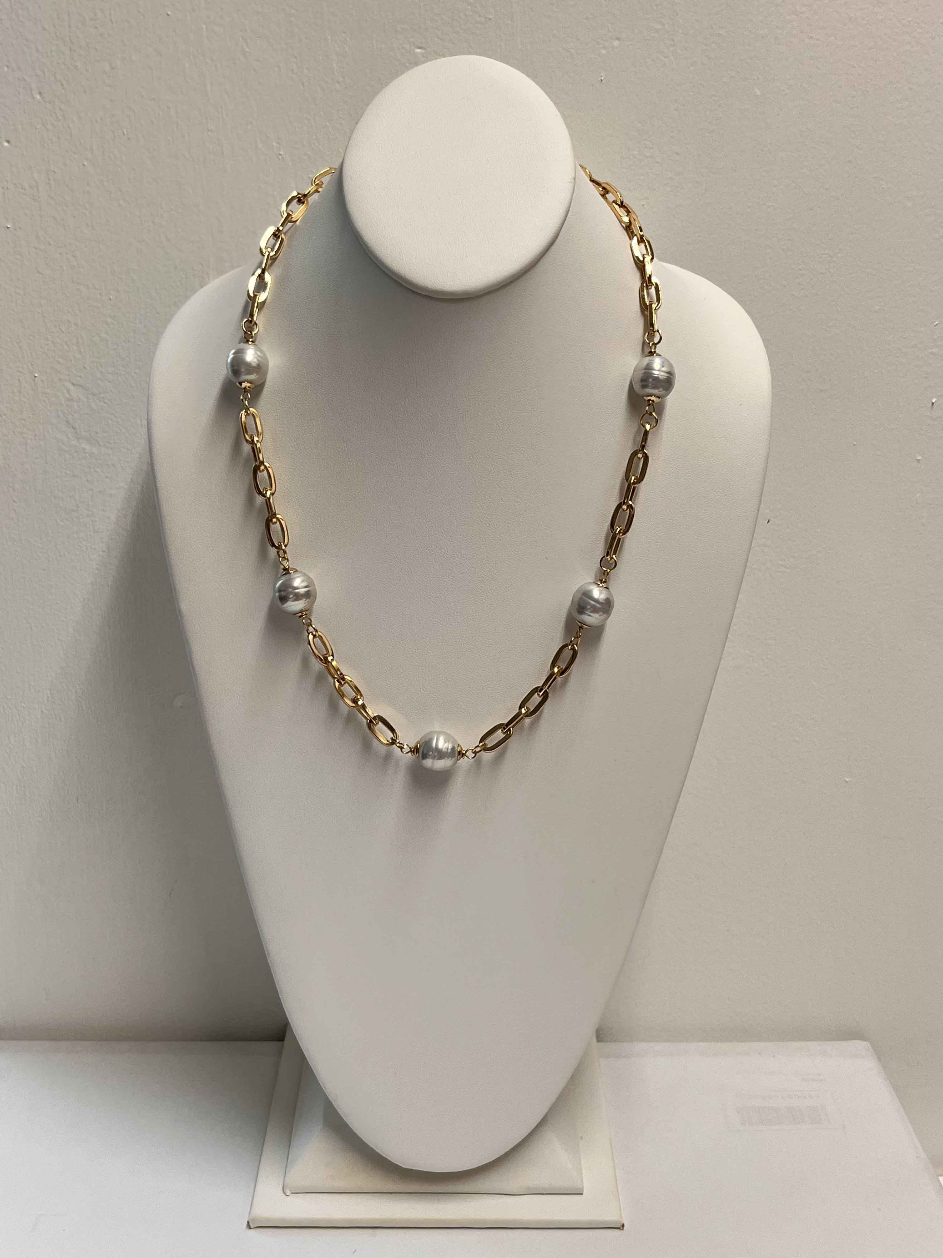 Necklace mallorca pearls gold plated white pearls - Item # 18786