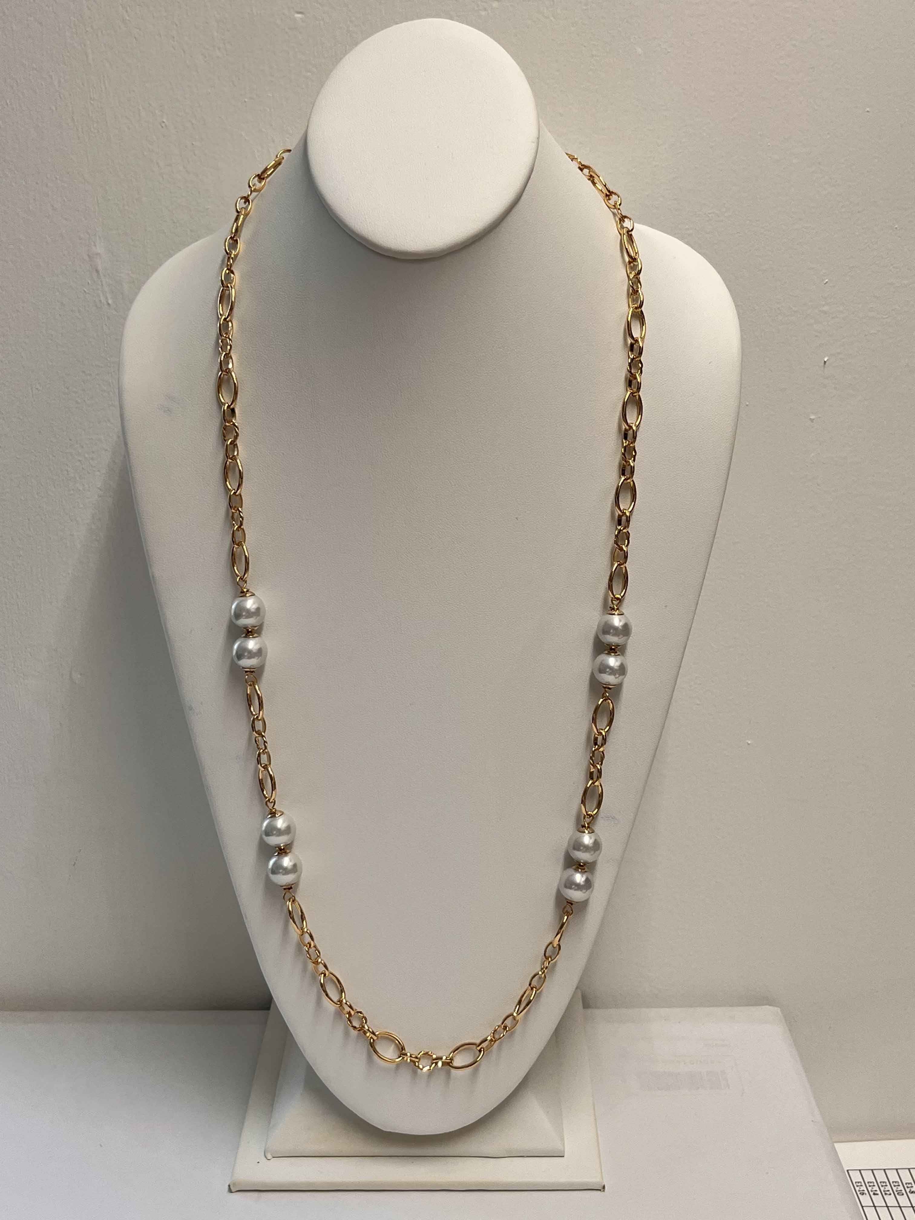 Necklace mallorca pearls gold plated white pearls - Item # 18815