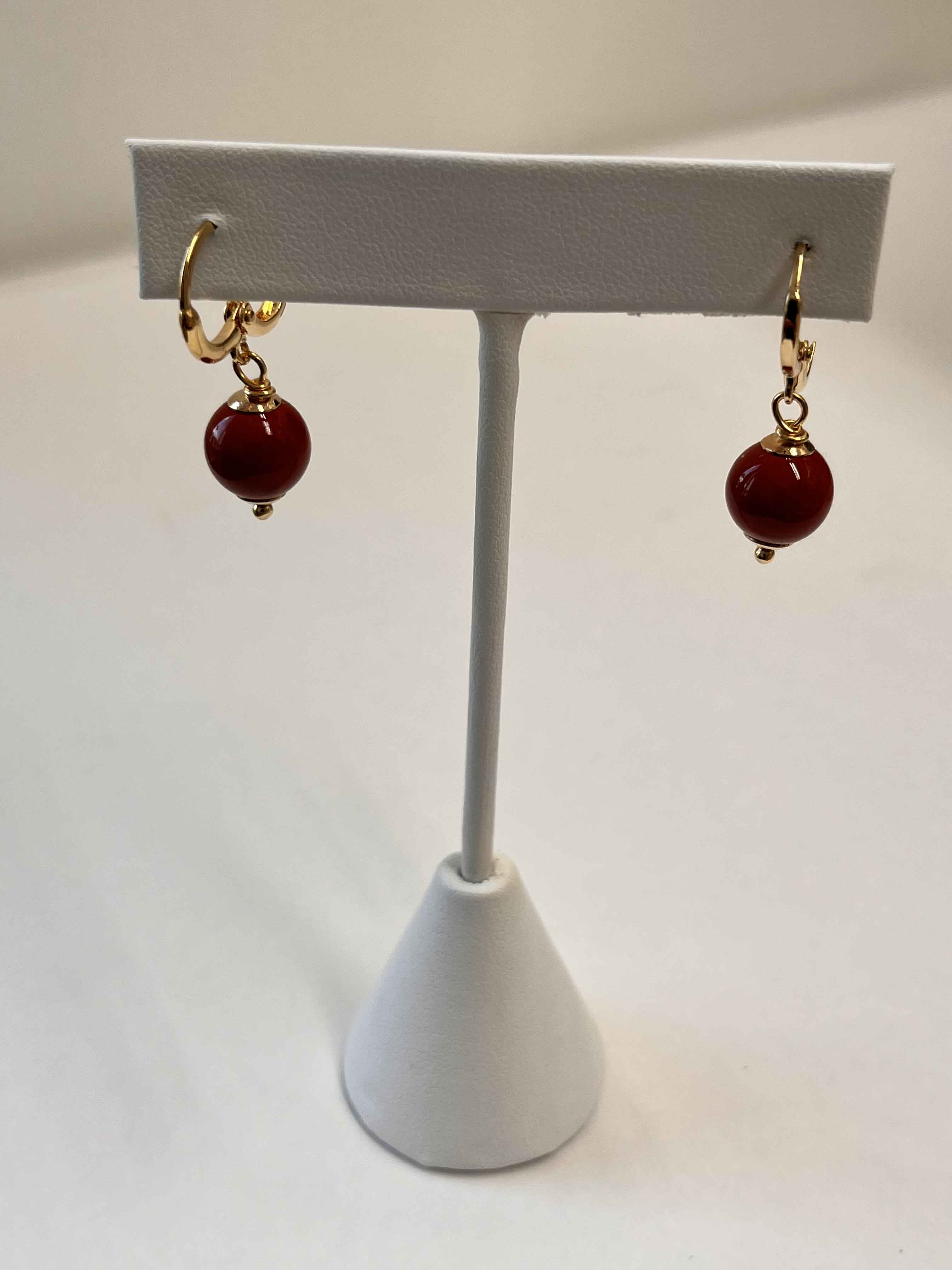 Earrings mallorca pearls gold plated coral red color pearls - Item # 18855