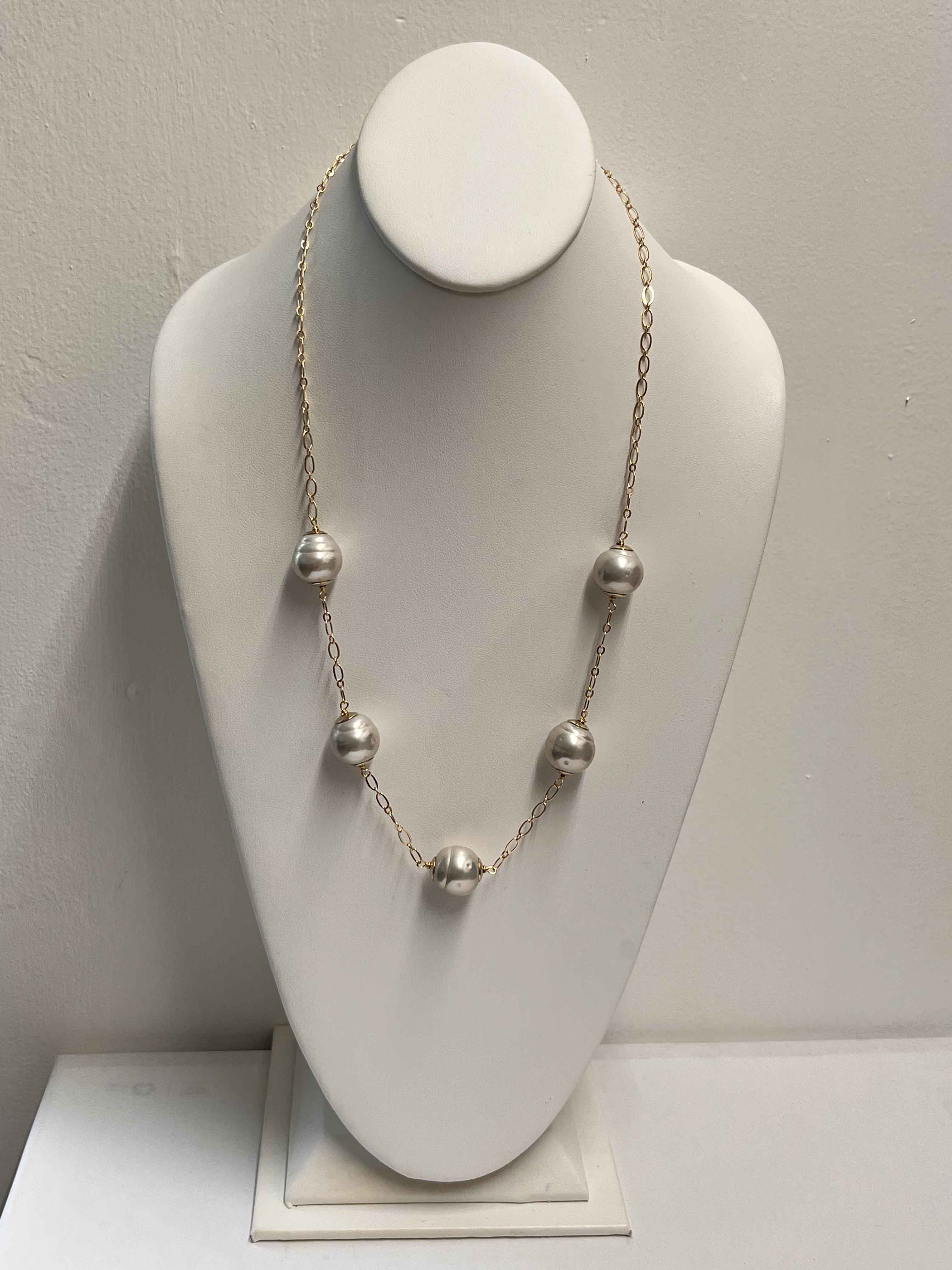 Necklace mallorca pearls gold plated white pearls - Item # 18869