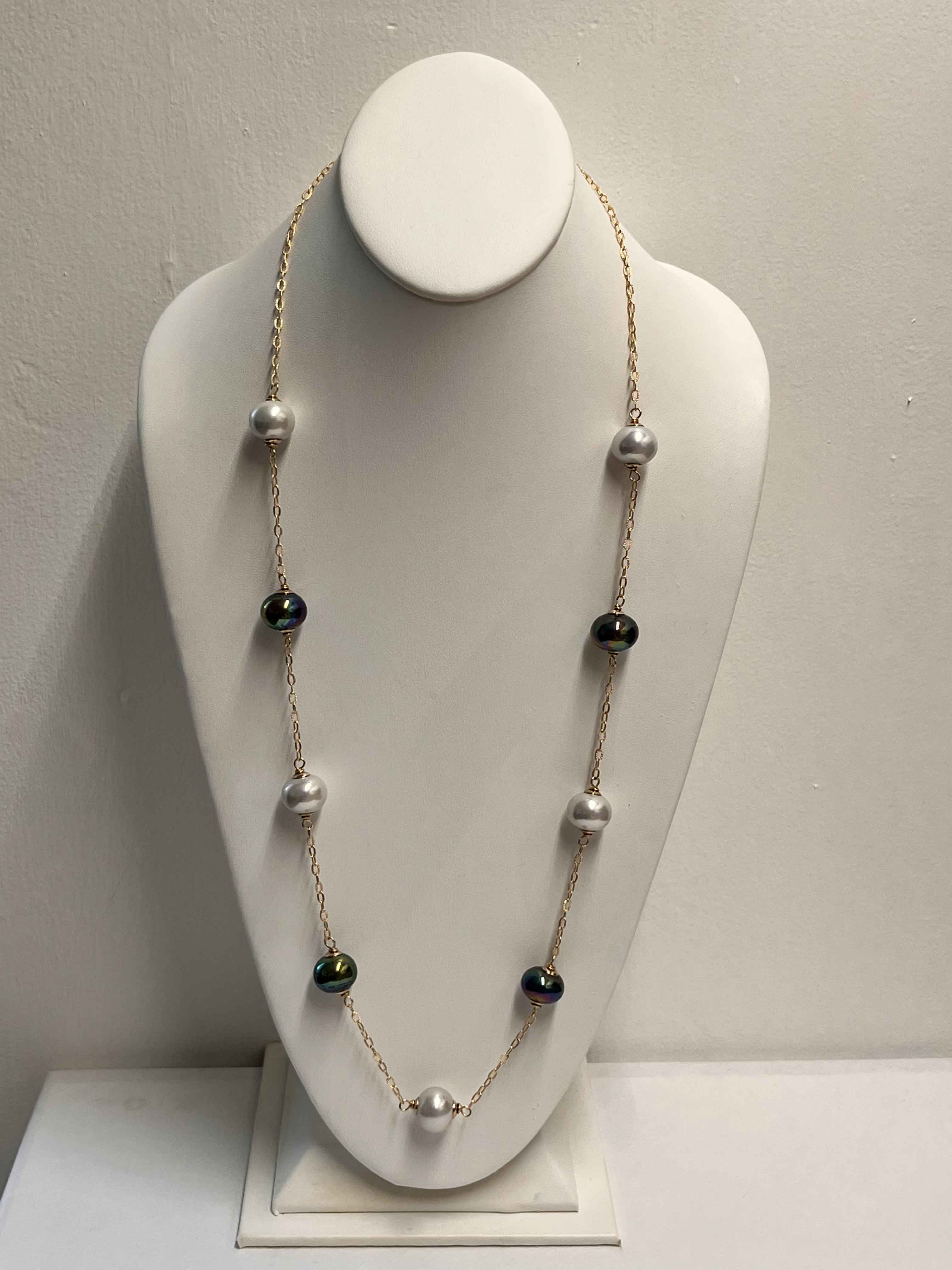 Necklace mallorca pearls gold plated white and peacock color pearls - Item # 18887