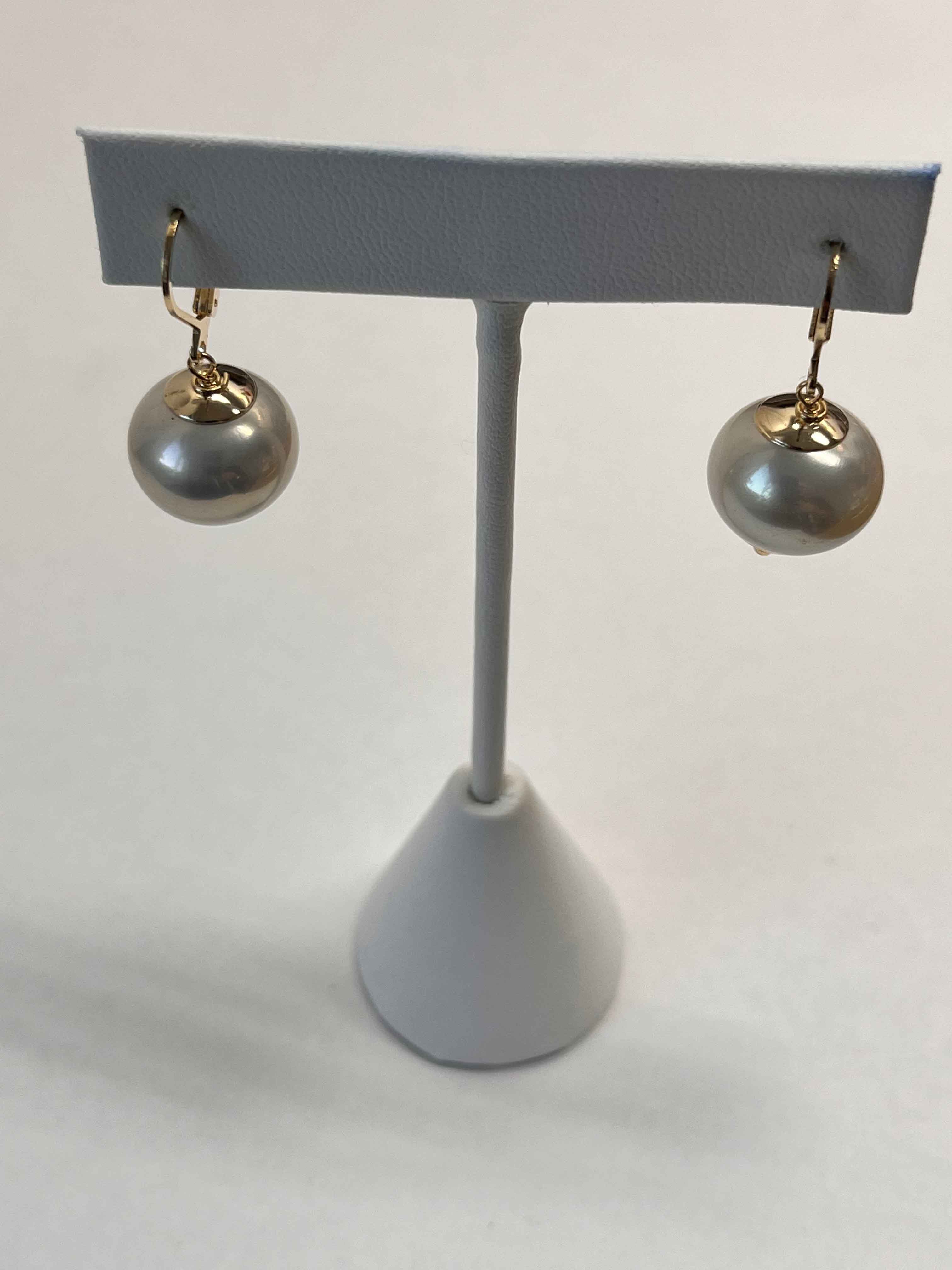 Earrings mallorca pearls gold plated white color pearls - Item # 18902